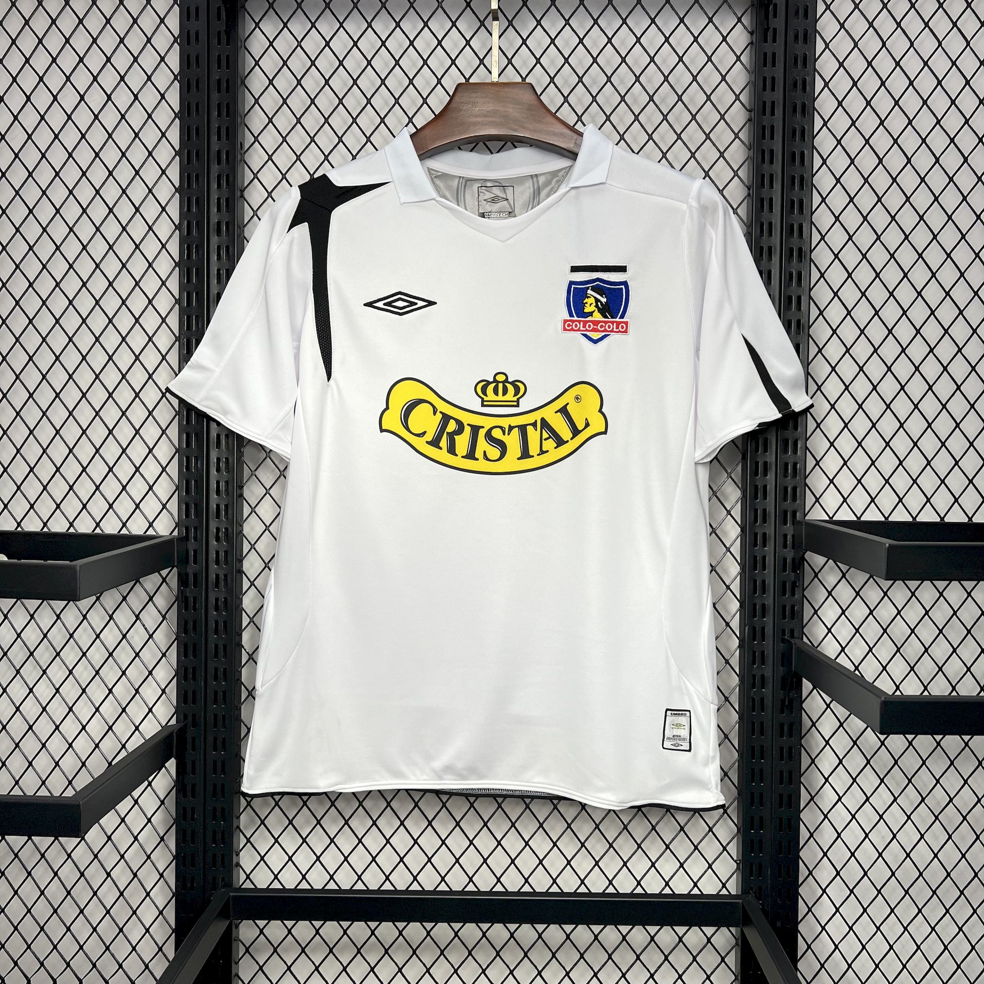 ManixJersey.com | Retro Colo Colo 2006 Home Jersey -Customize Name, Number and Patch | Worldwide Shipping