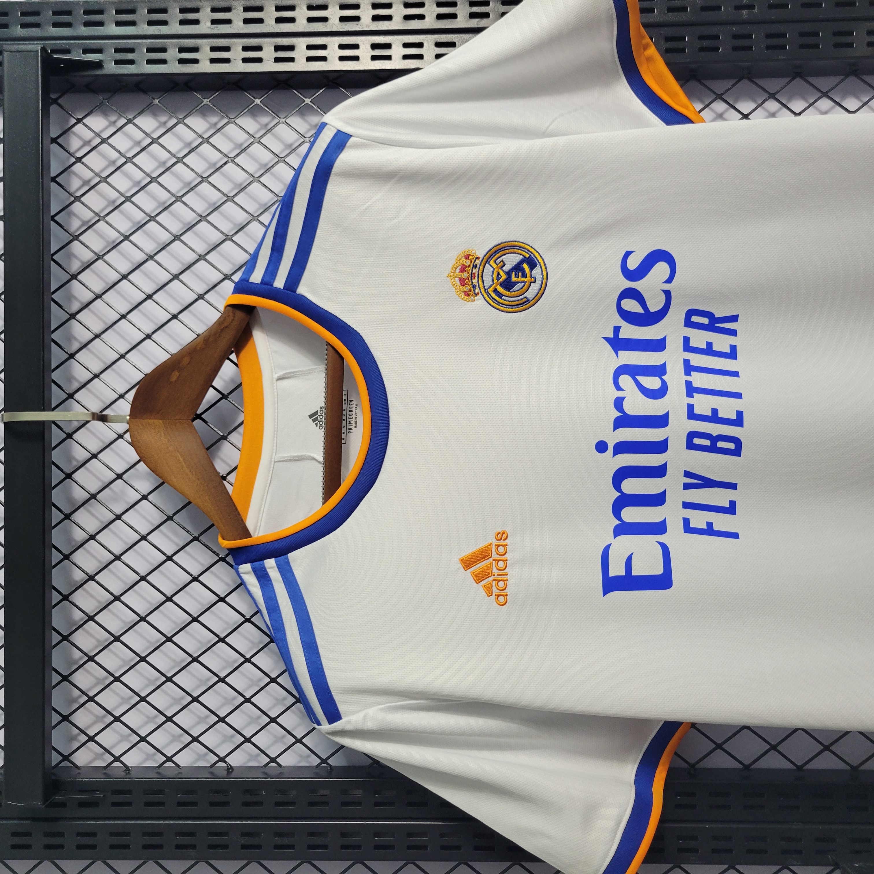 SIUjerseys-Retro Real Madrid 21-22 Home Stadium Jersey