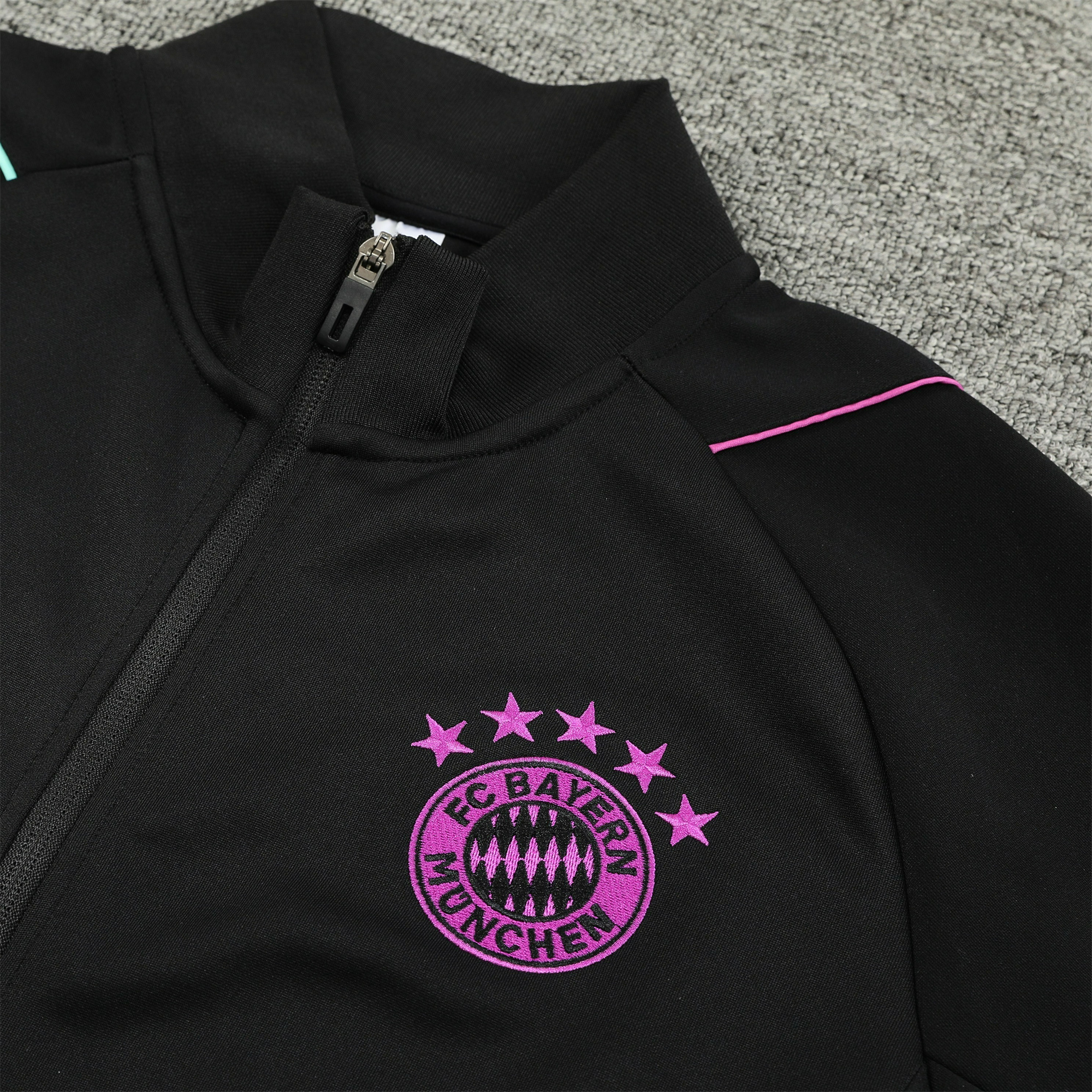 Bayern Munich 23-24 Jacket Training Tracksuit Black:football jersey mysite: unitedjerseyfootball 邓江浪:football