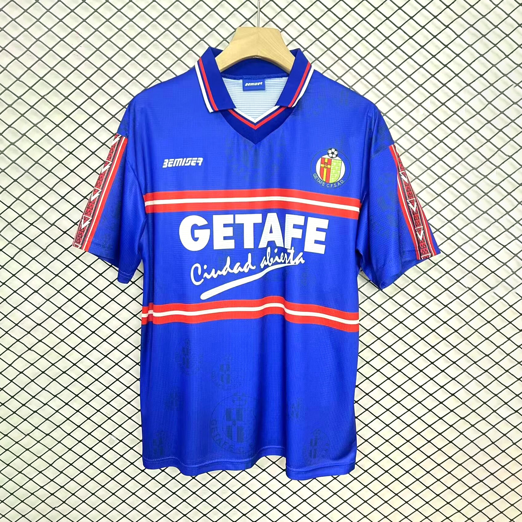 SIUjerseys-Retro Getafe CF 1998-99 Home Jersey