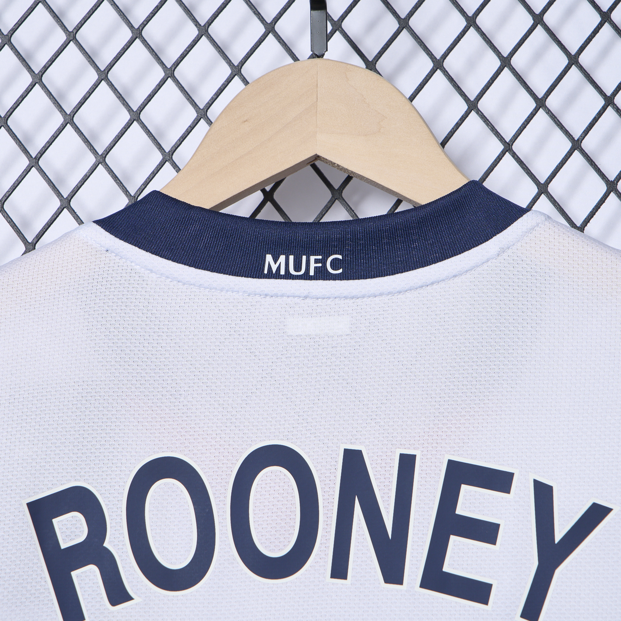 Higojerseys-Retro Manchester United 08-09 Away Jersey