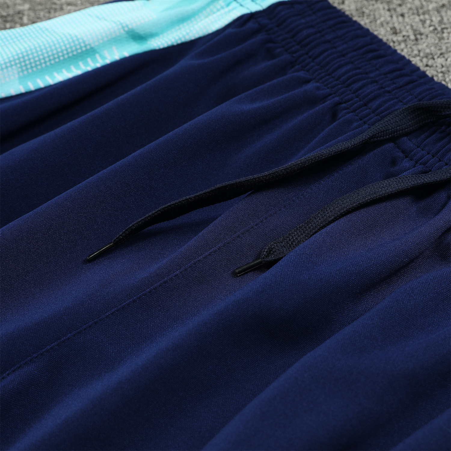 ManixJersey.com | Arsenal 24-25 Training Hoodie Set - Cyan Hoodie and Deep Blue Pants -Customize Name, Number and Patch | Worldwide Shipping
