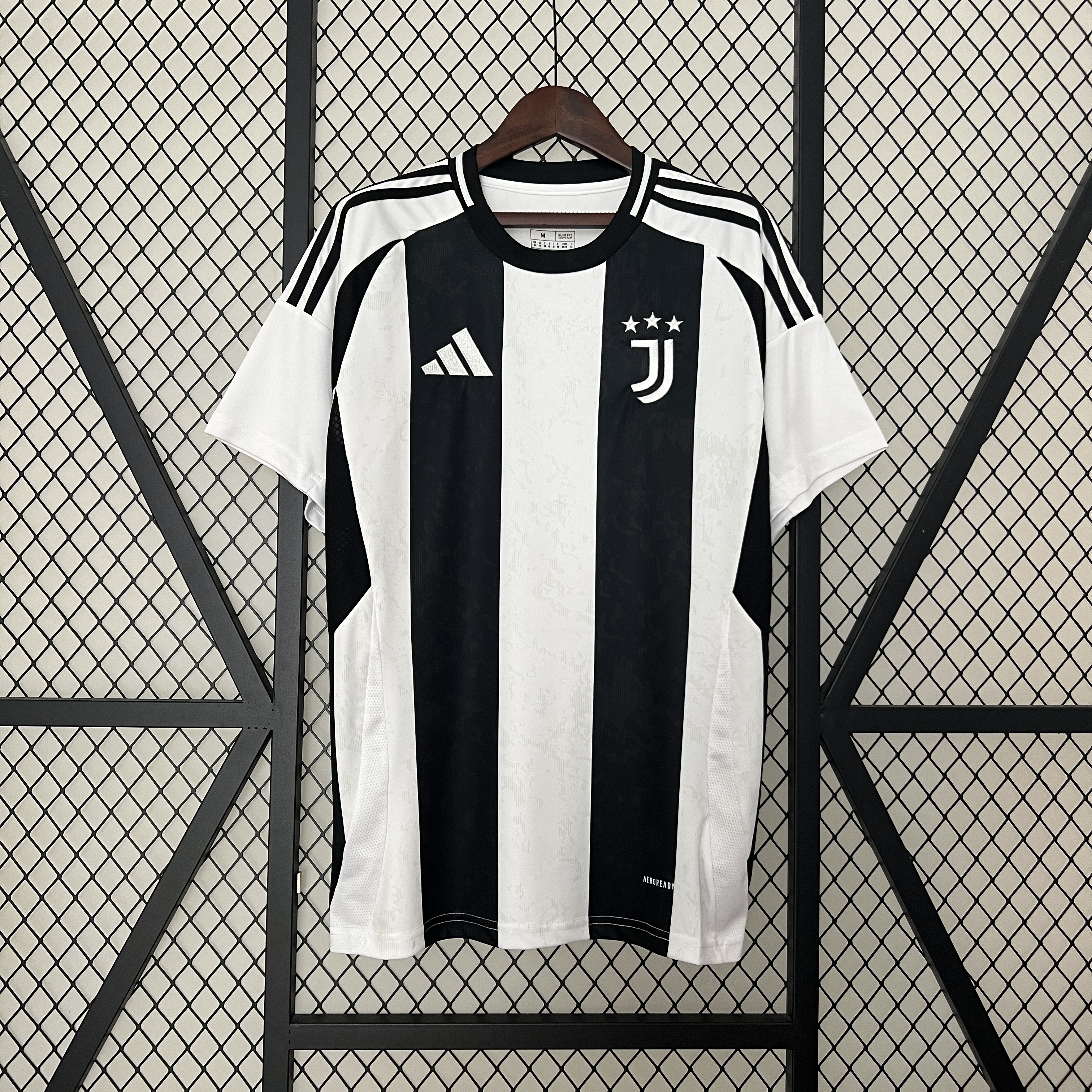 JerseysGala.com | Juventus 24-25 Home Stadium Jersey - Fans Version -Customize Name, Number and Patch | Worldwide Shipping