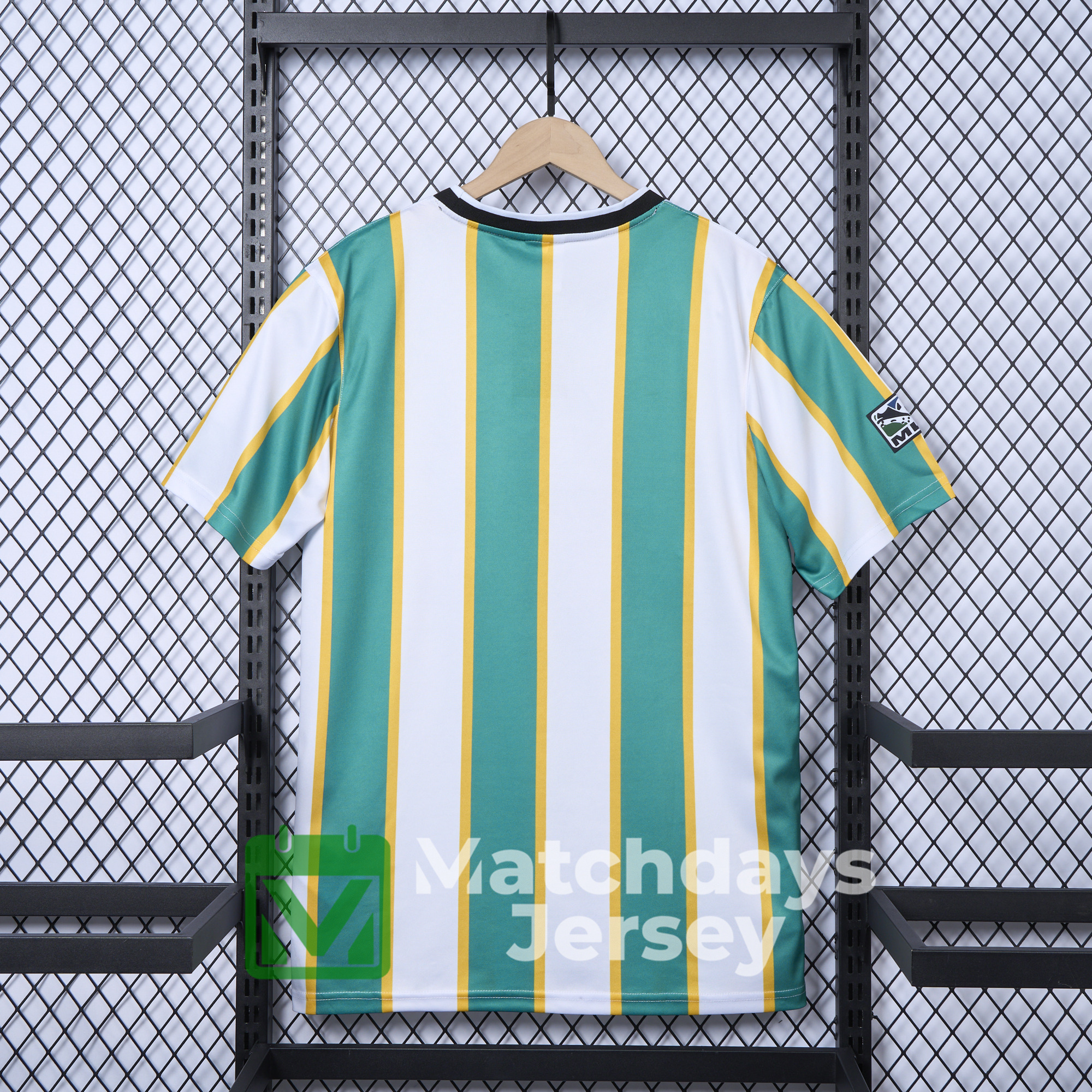 GlobeJersey-Retro La Galaxy 1997 Home Jersey