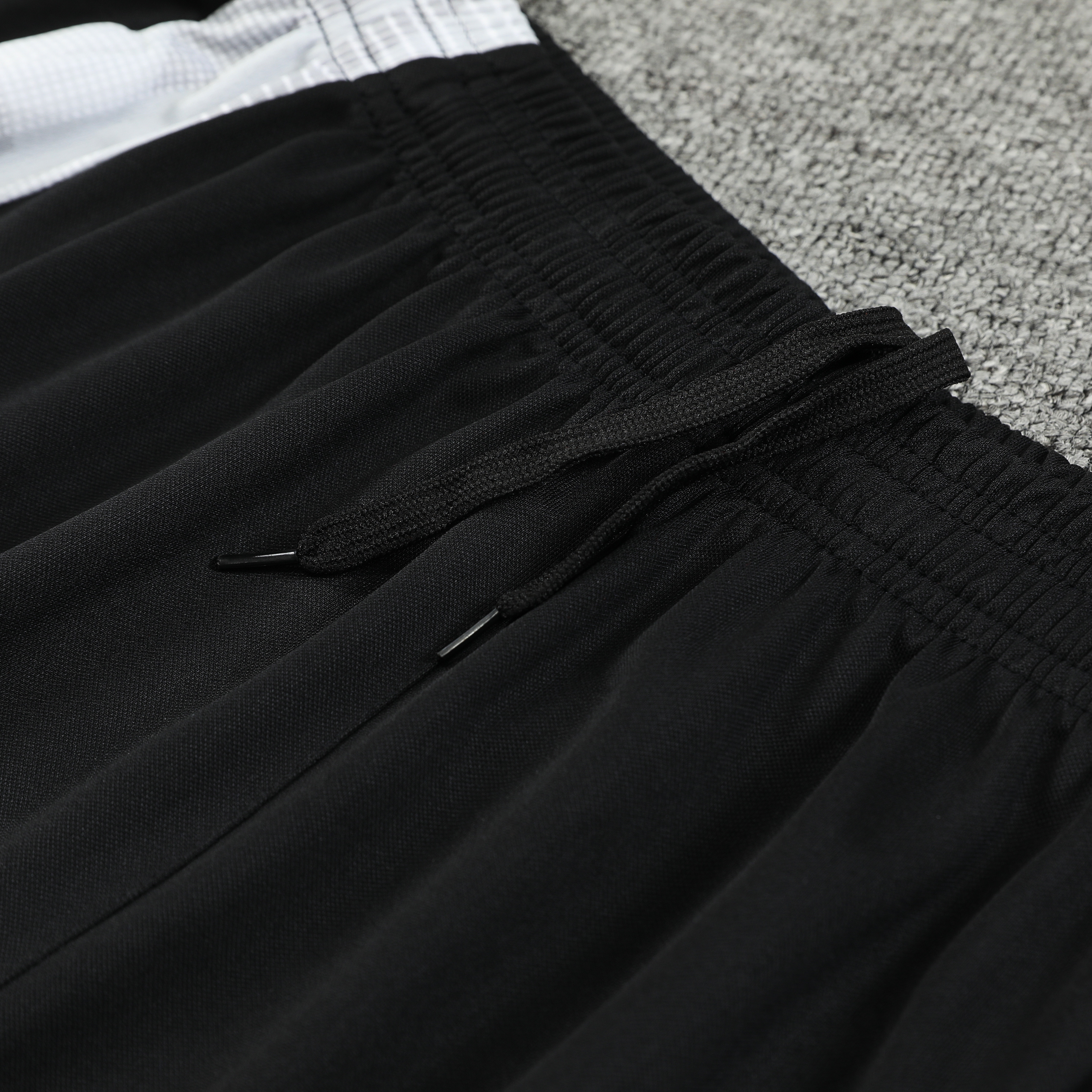 ManixJersey.com | Manchester United 24-25 Vest Training Set - Black -Customize Name, Number and Patch | Worldwide Shipping