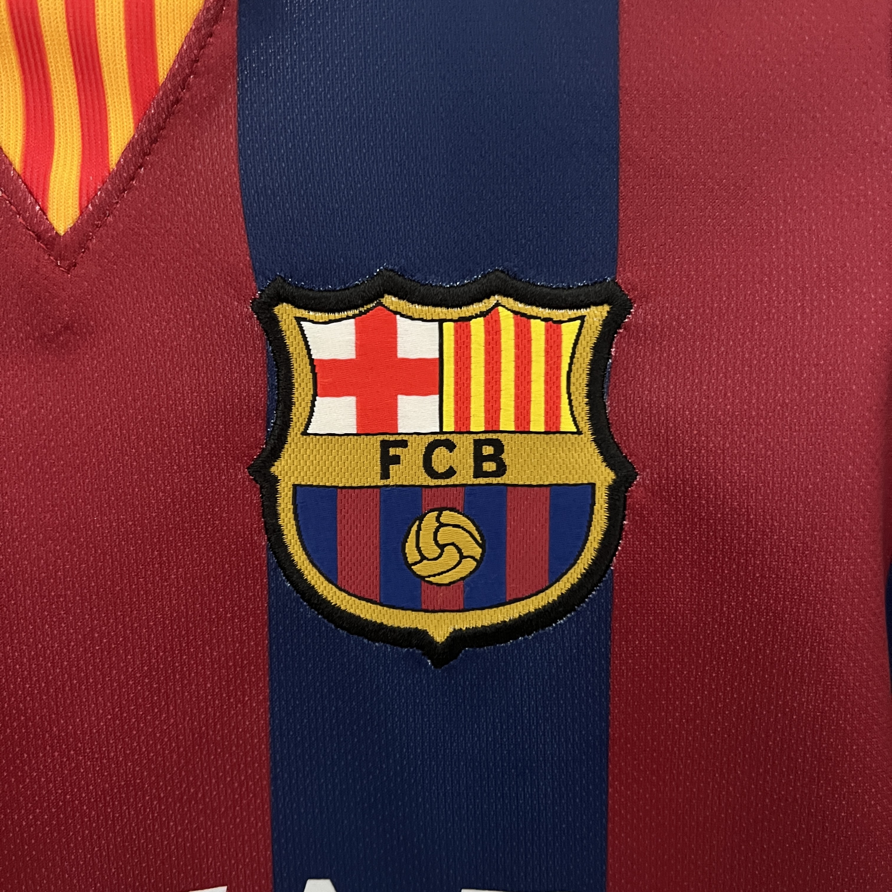 SIUjerseys-Retro Barcelona 14-15 Home Stadium Kids Kit