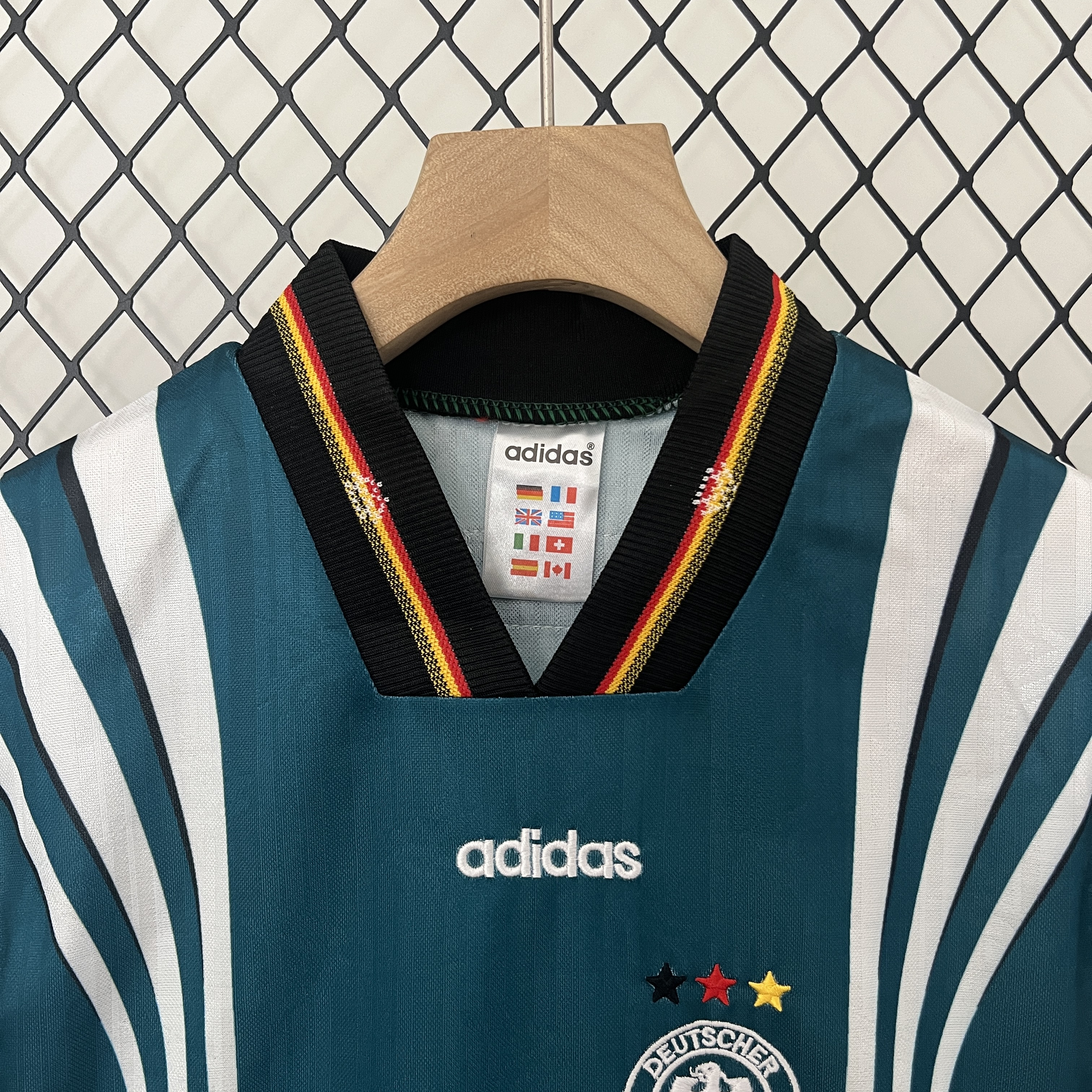 unitedfutballjersey-Retro Germany 1996 Away Stadium Kids Kit
