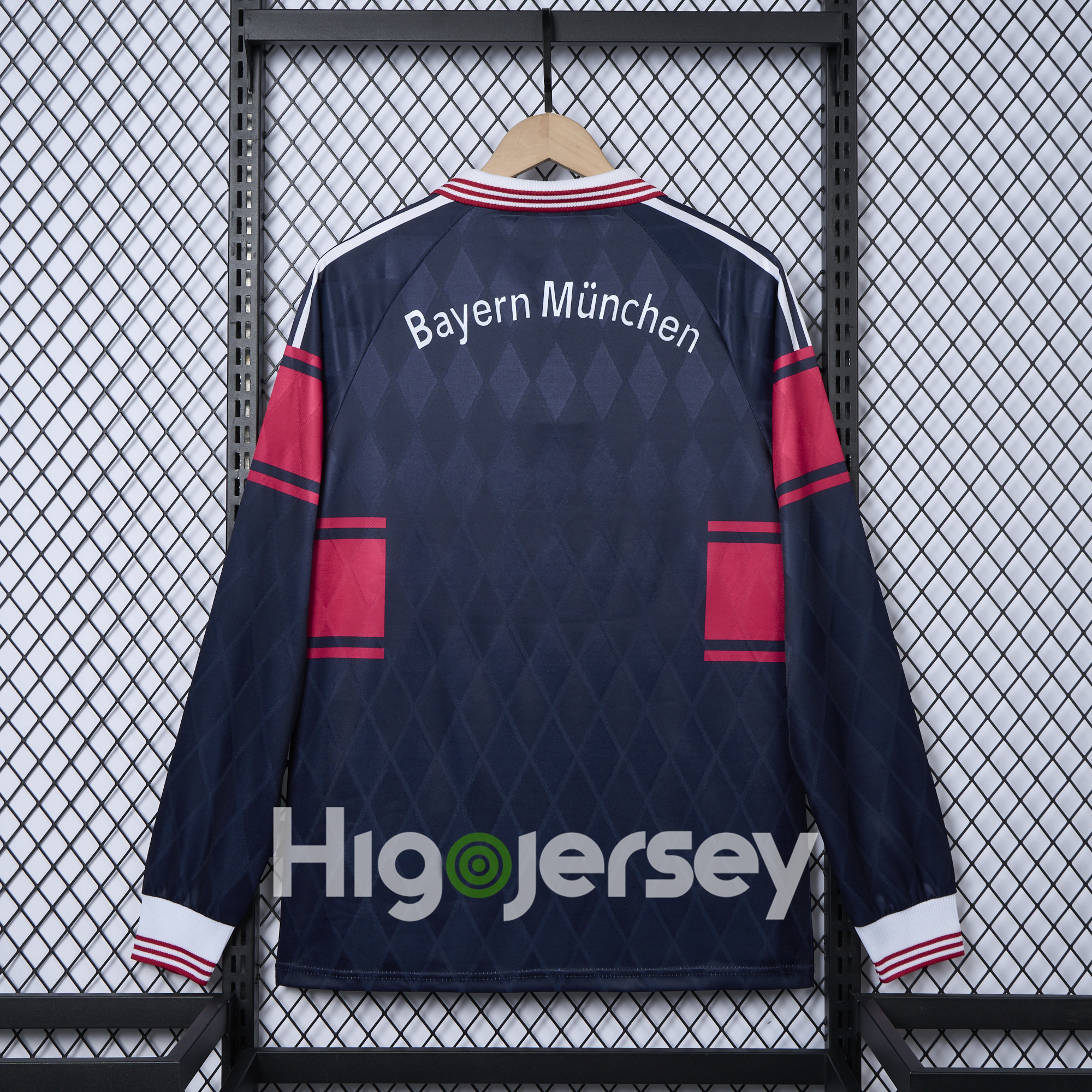 Higojerseys-Retro Bayern Munich 1997-99 Home Long Jersey