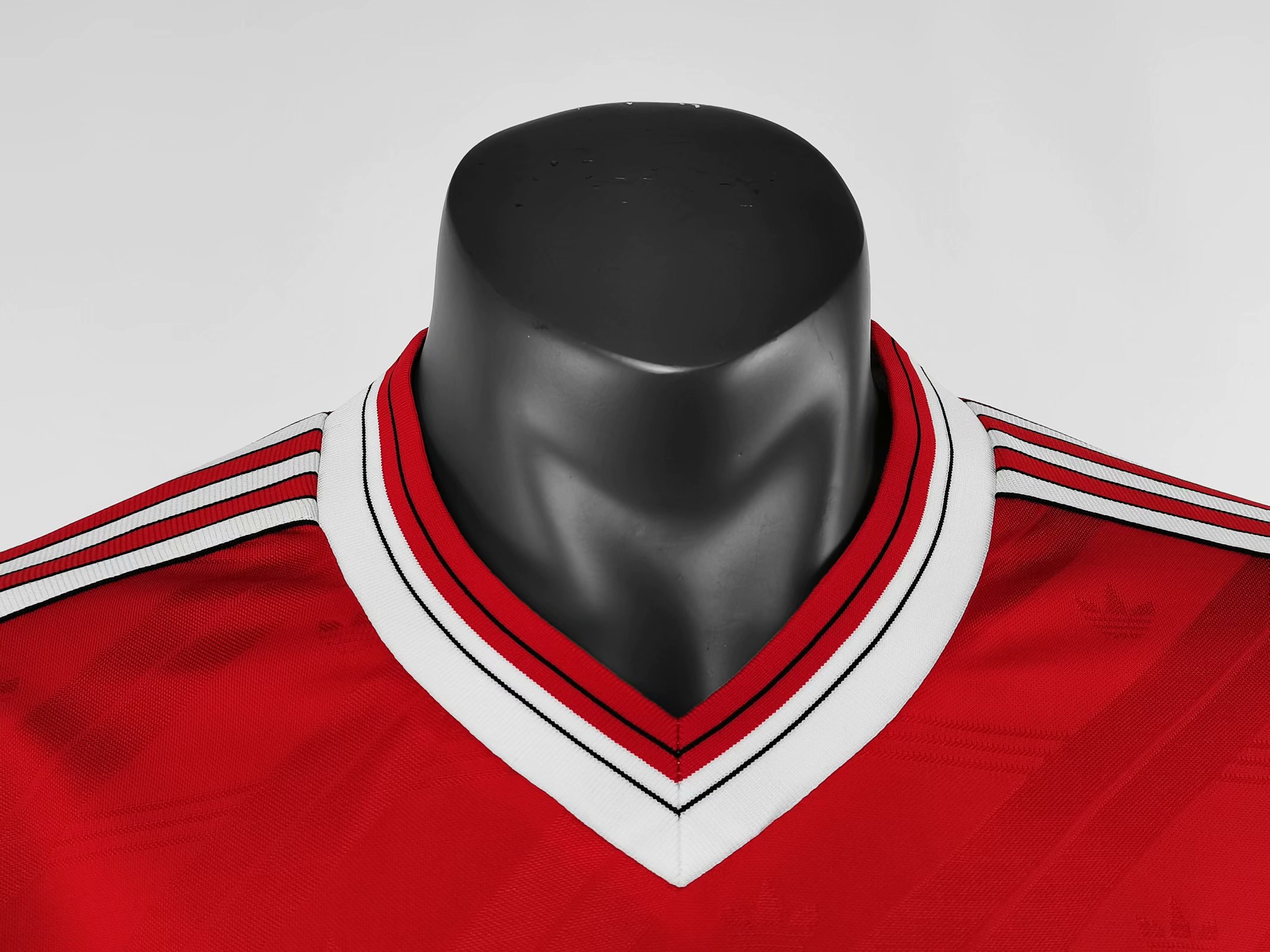 SIUjerseys-Retro Manchester United 86-88 Home Stadium Jersey