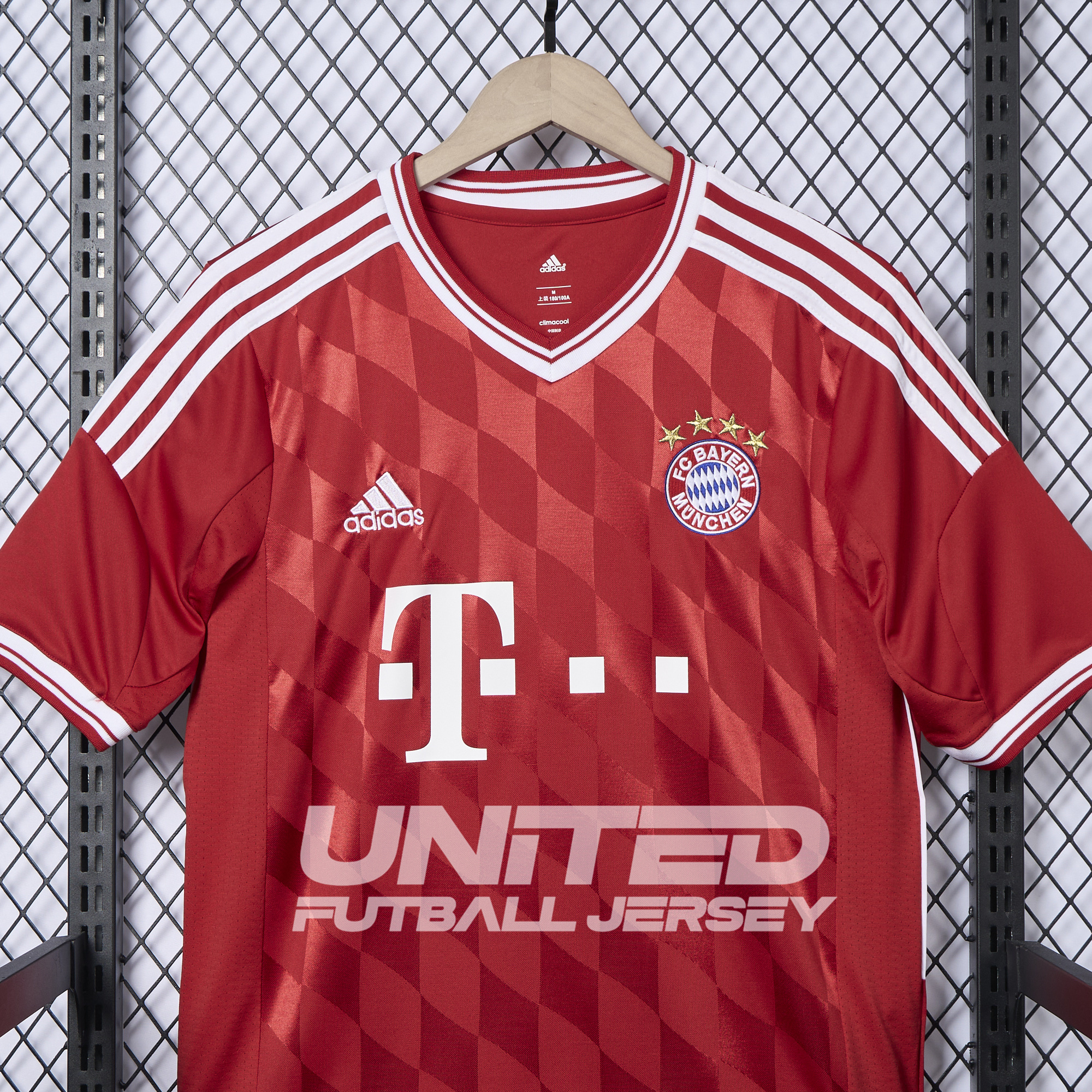 foot-Retro Bayern Munich 13-14 Home Jersey