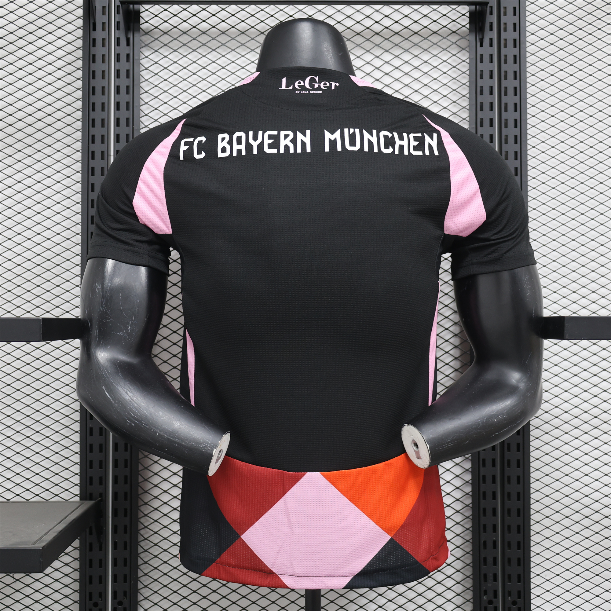 unitedfutballjersey-Bayern Munich 24-25 LeGer Special Pink October Jersey - Player Version