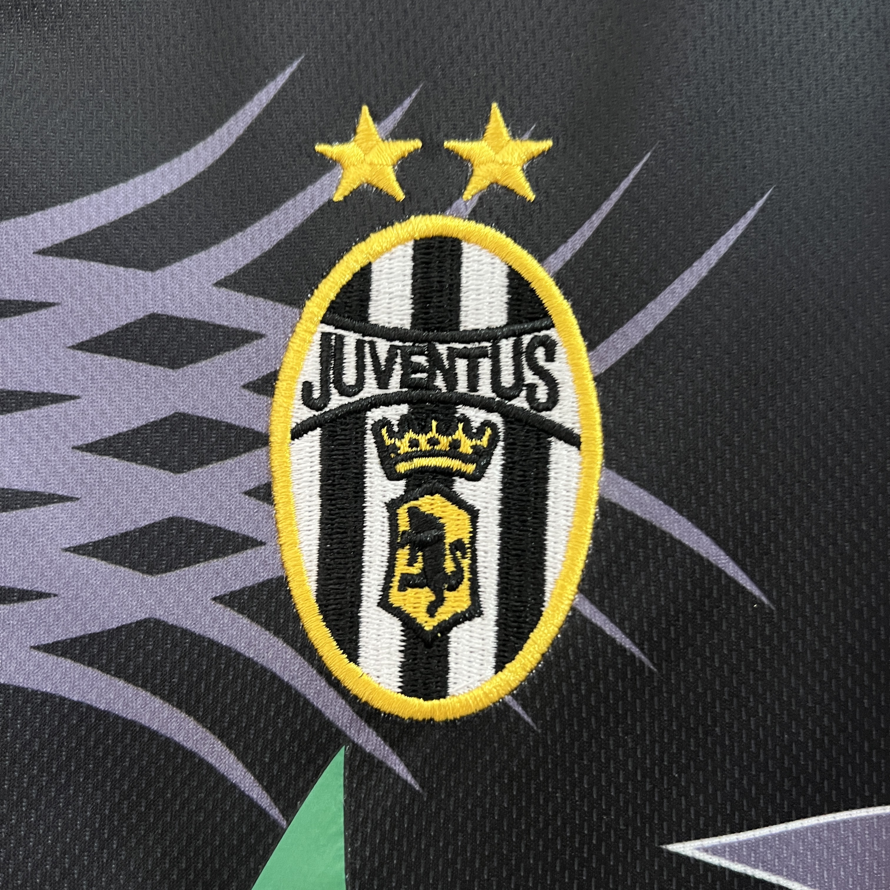 JerseysGala.com | Retro Juventus 2001-02 Black Goalkeeper Jersey -Customize Name, Number and Patch | Worldwide Shipping