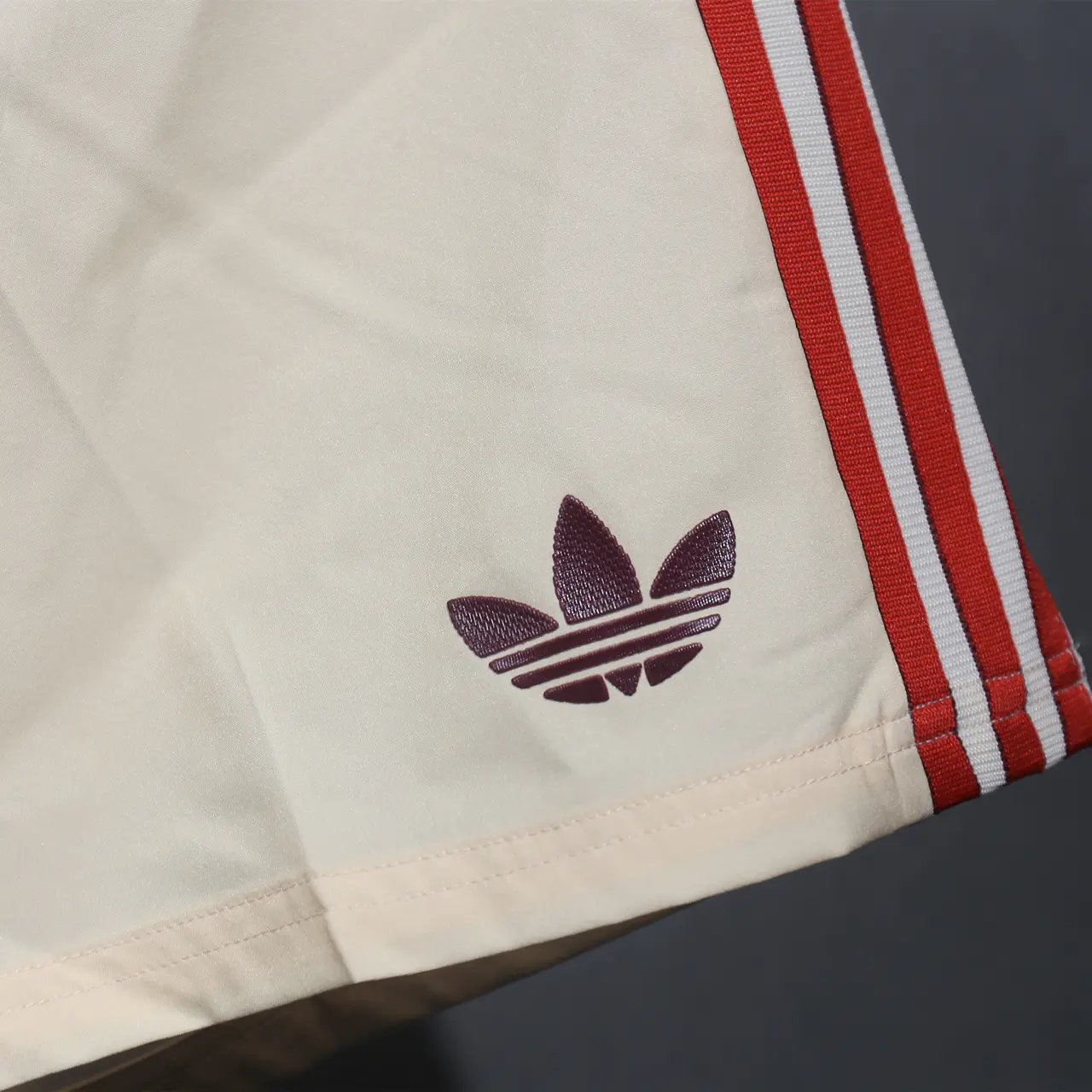 Bayern Munich 24-25 Third Shorts - Player Version:football jersey mysite: unitedjerseyfootball 邓江浪:football