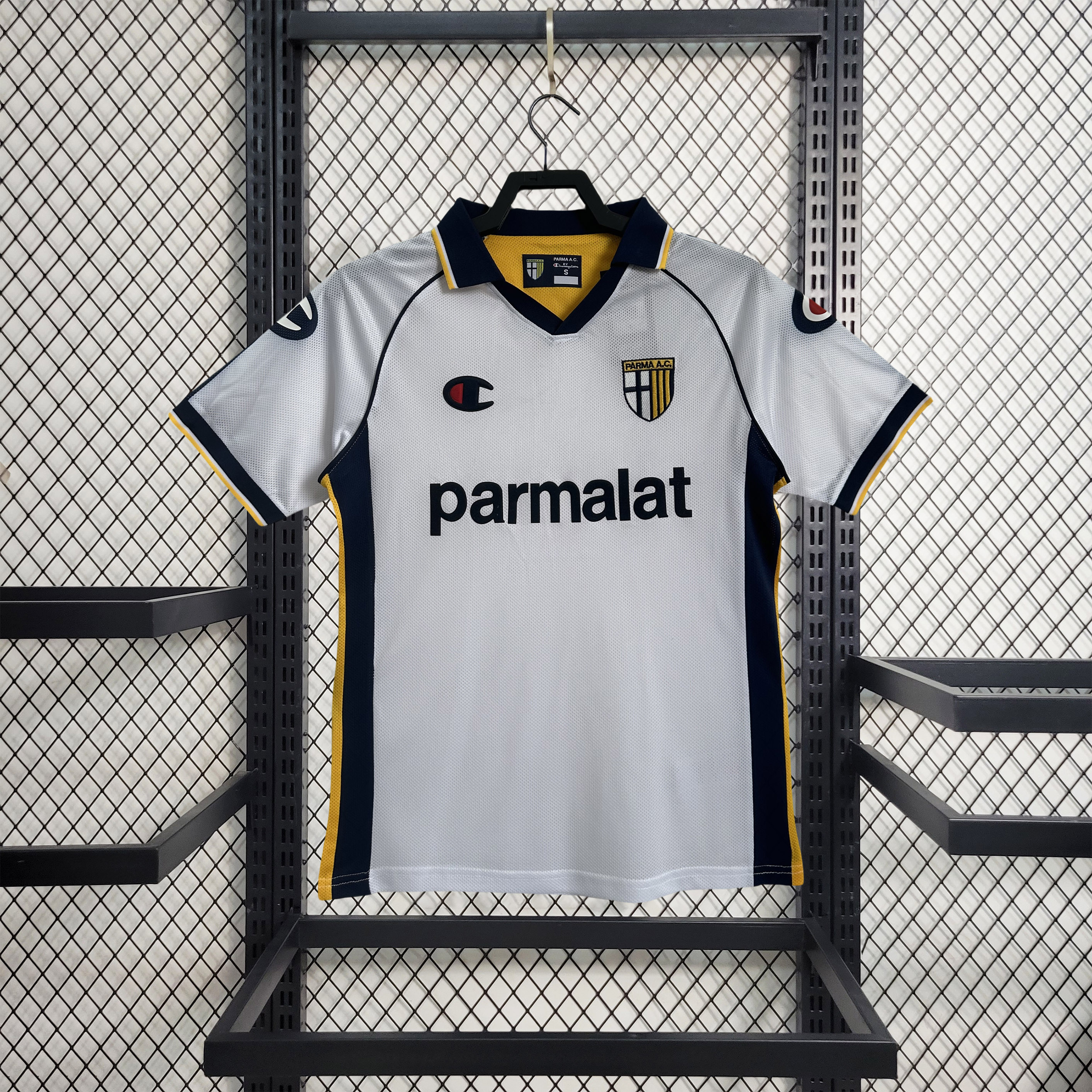 Higojerseys-Retro Parma 2003-04 Away Jersey - Fans Version