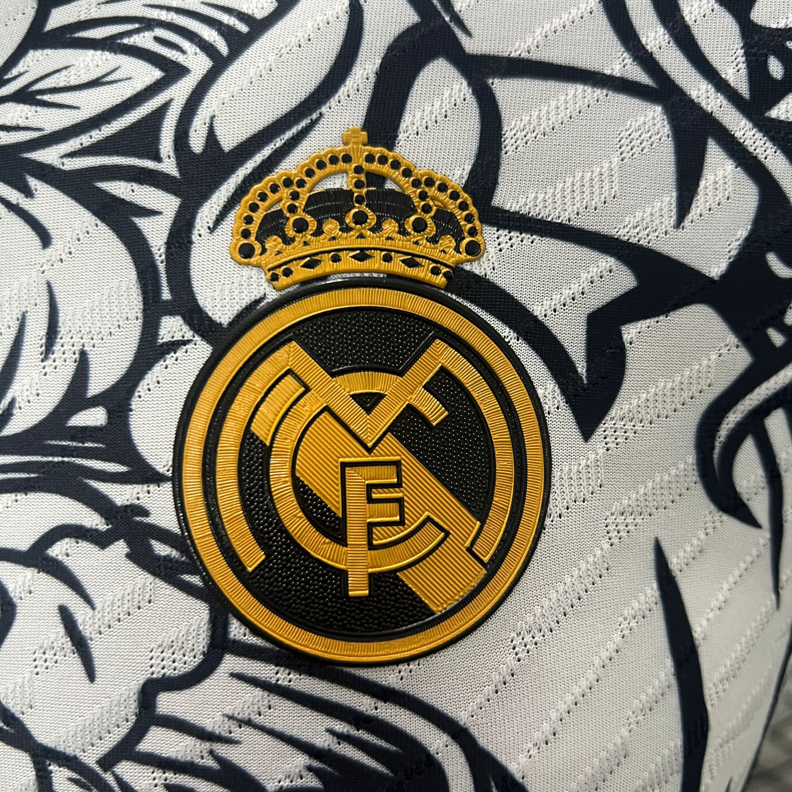 SIUjerseys-Real Madrid 24-25 Yellow Dragon Special Edition White Jersey - Player Version