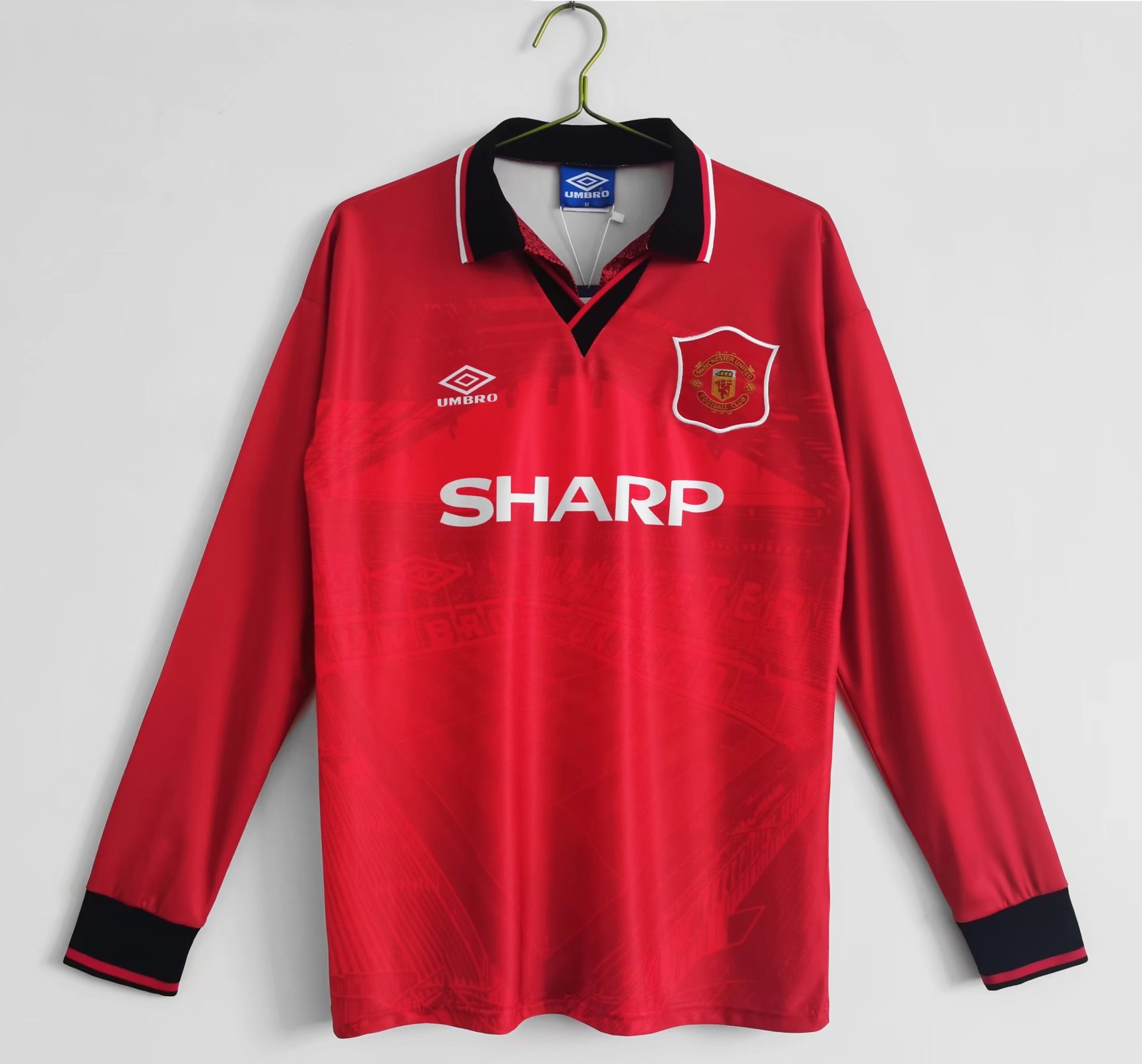 ManixJersey.com | Retro Manchester United 94-96 Home Long Sleeve Jersey -Customize Name, Number and Patch | Worldwide Shipping