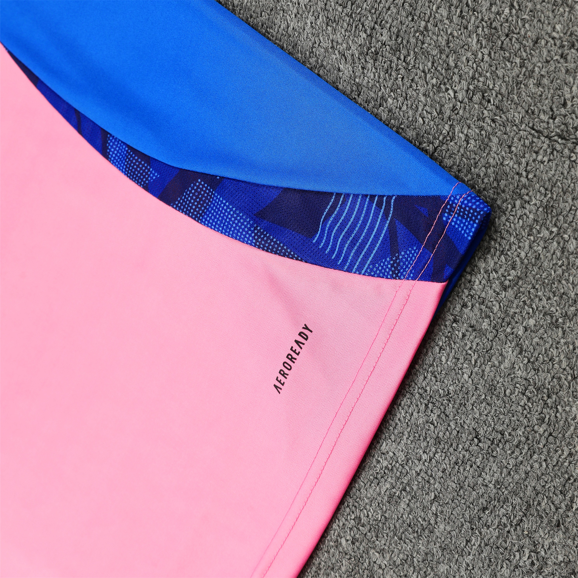 ManixJersey.com | Manchester United 24-25 Vest Training Set - Pink Vest & Black Shorts -Customize Name, Number and Patch | Worldwide Shipping