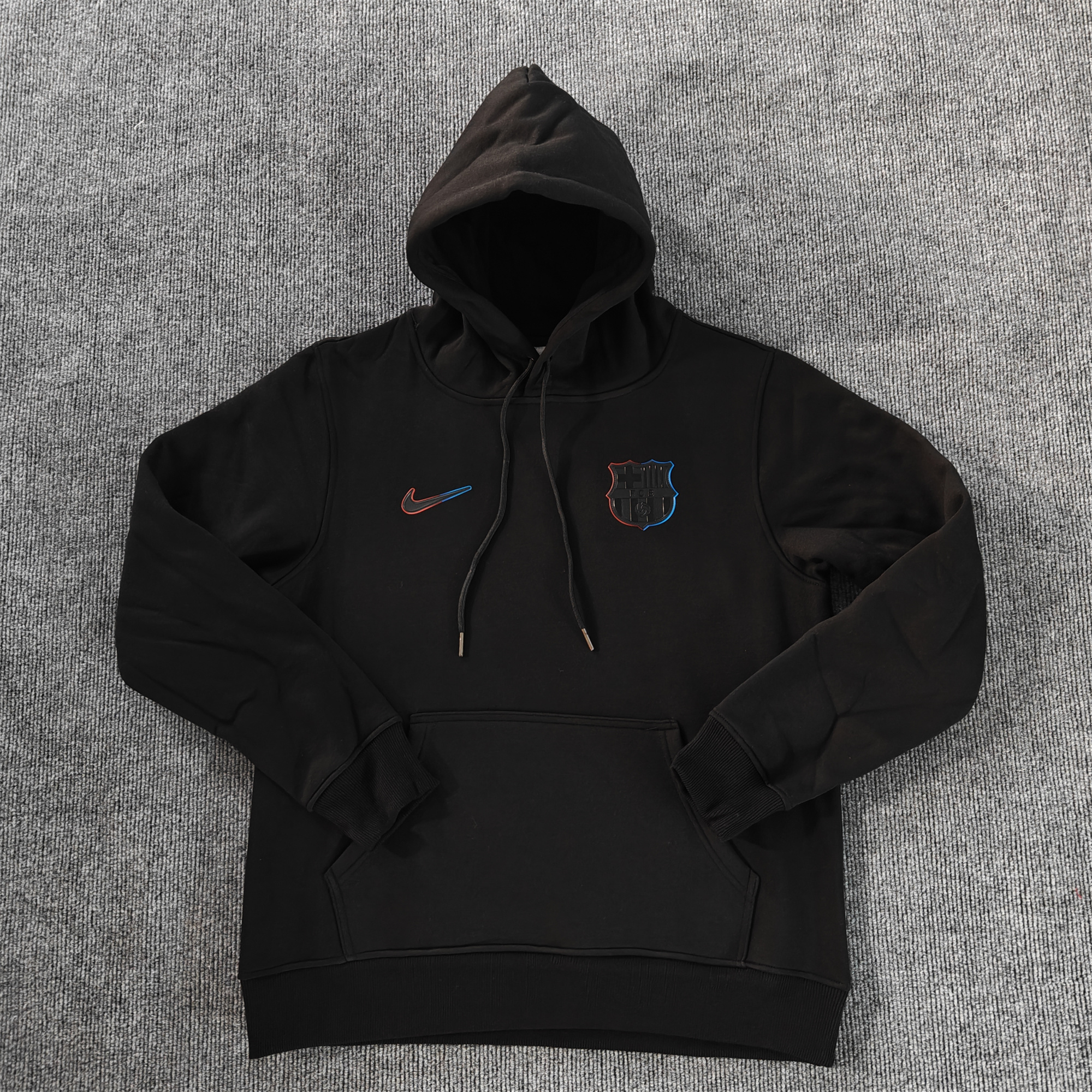 SIUjerseys-Barcelona 24-25 Black Team Badge Hoodie - Black