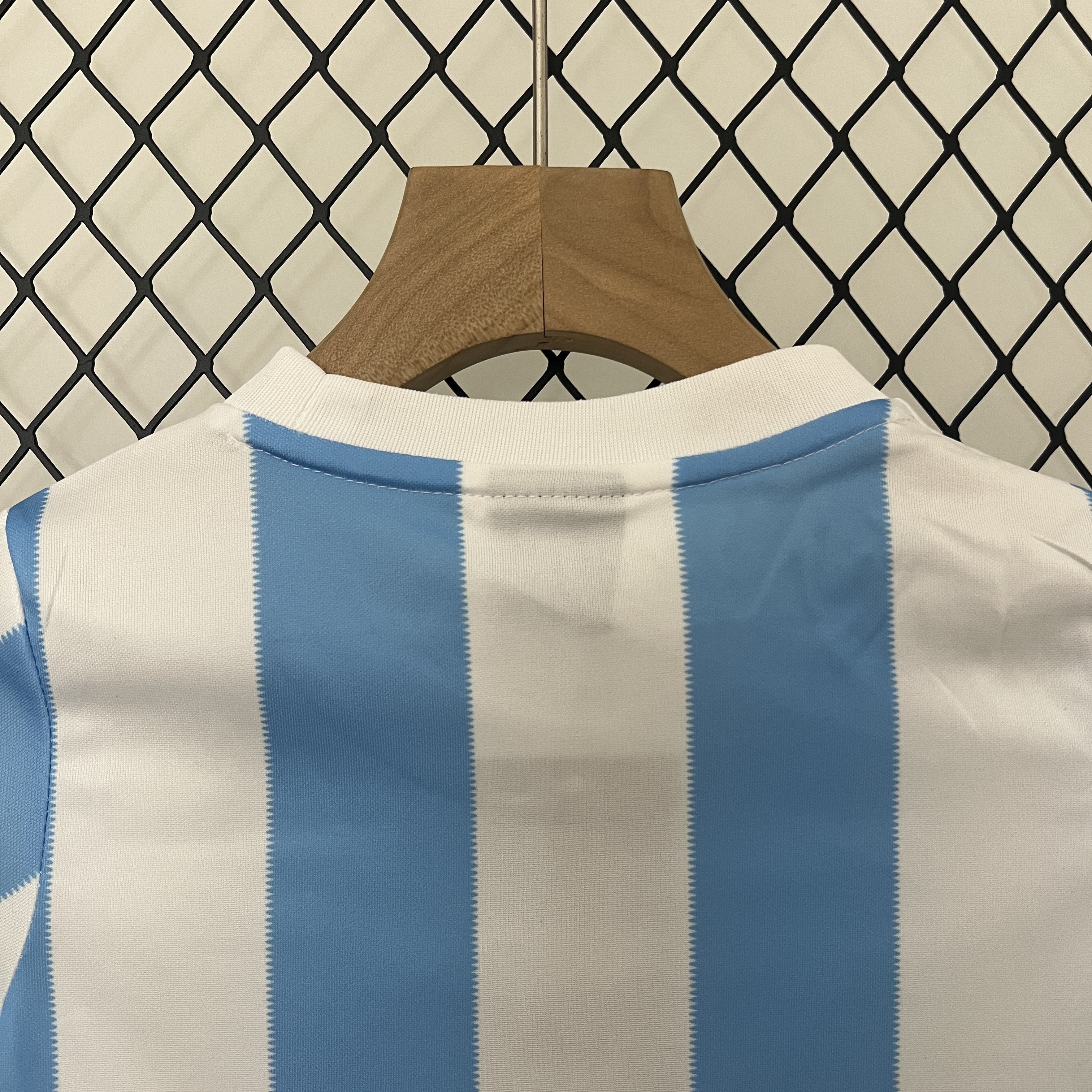ManixJersey.com | Retro Argentina 1986 Home Stadium Kids Kit -Customize Name, Number and Patch | Worldwide Shipping