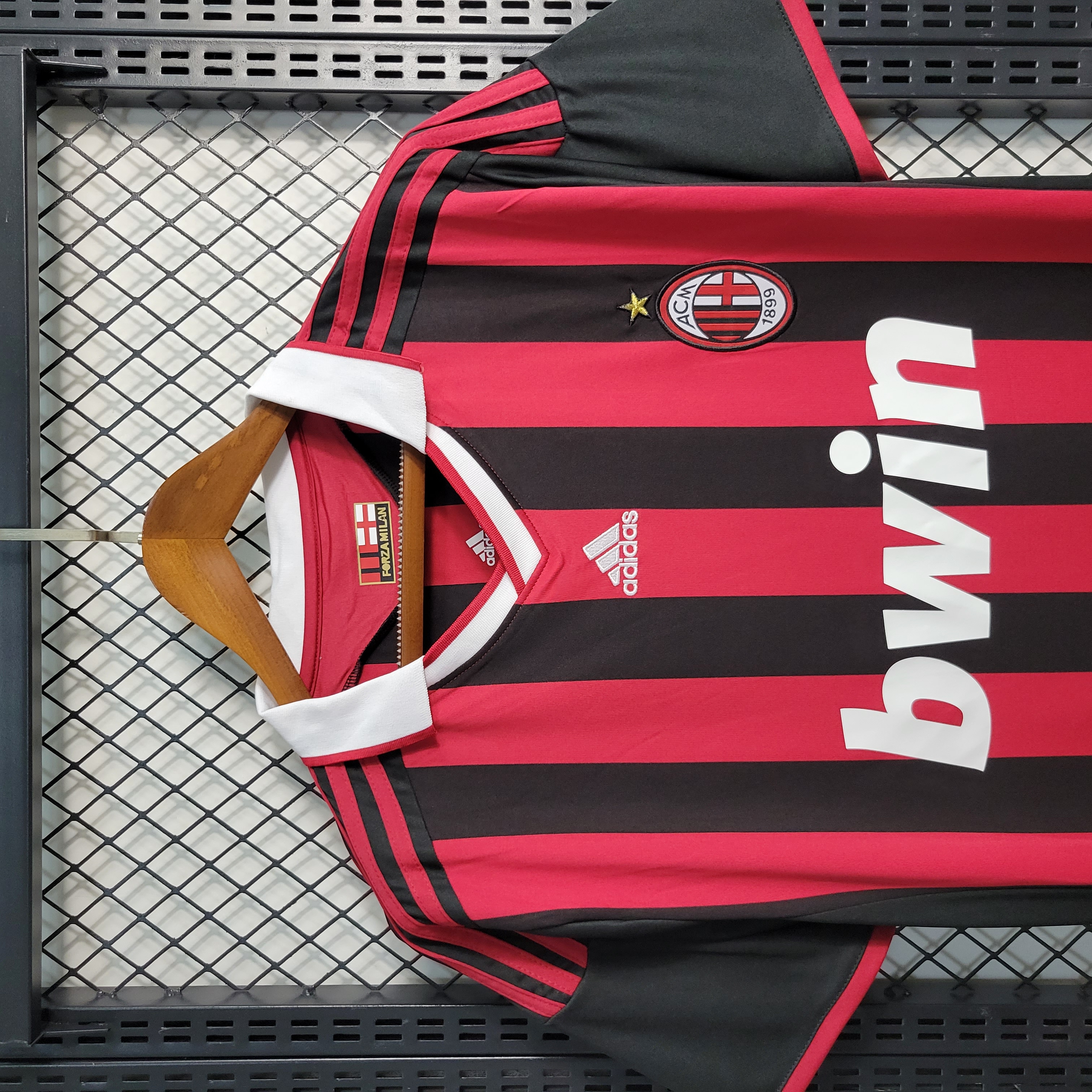 ManixJersey.com | Retro AC Milan 2009-10 Home Stadium Jersey -Customize Name, Number and Patch | Worldwide Shipping