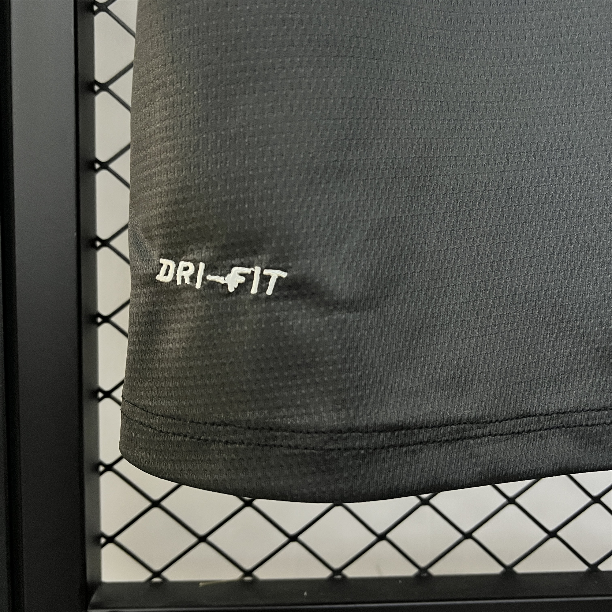 SIUjerseys-Retro Manchester City 2013-14 Away Jersey