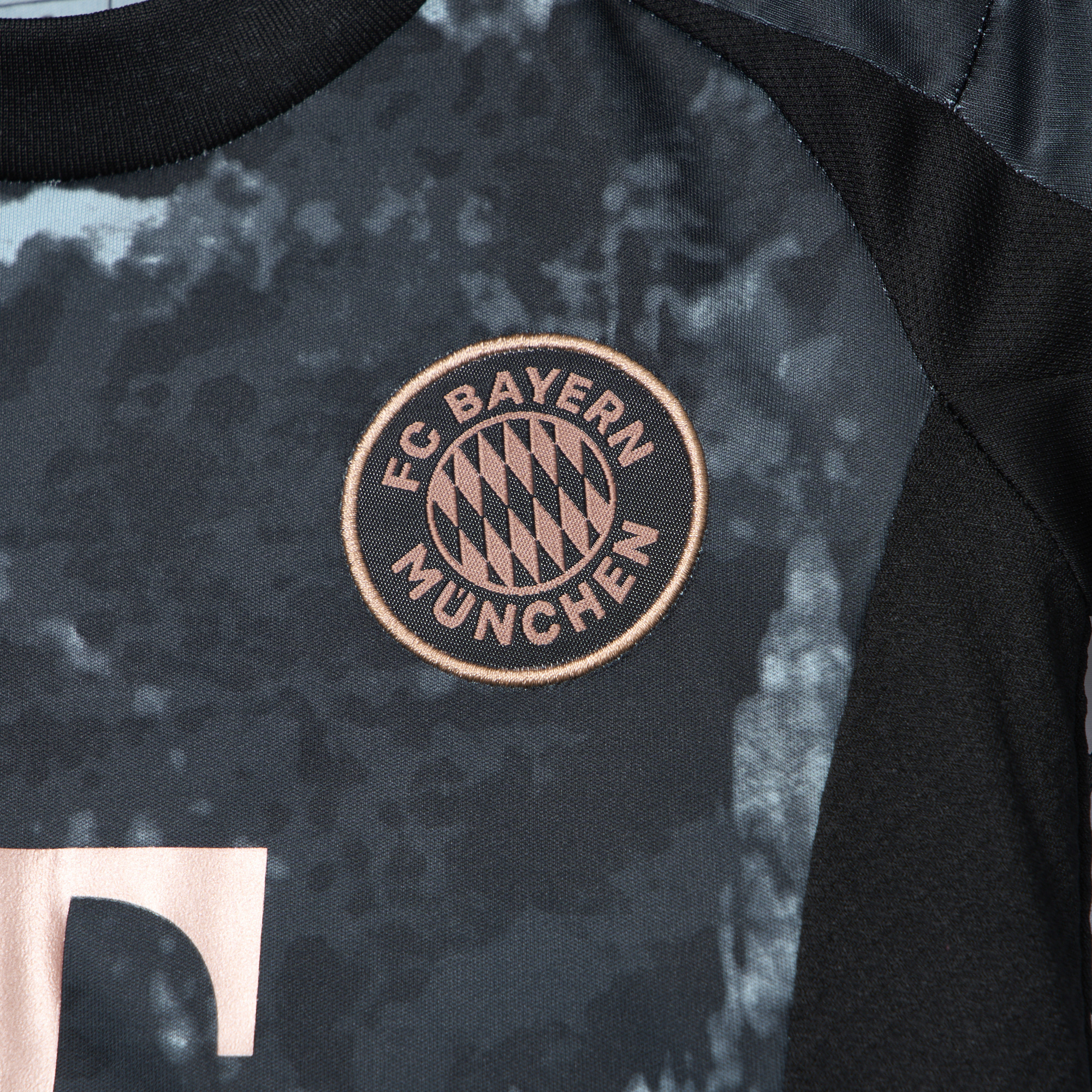 SIUjerseys-Bayern Munich 24-25 Away Kids Kit - Fans Version