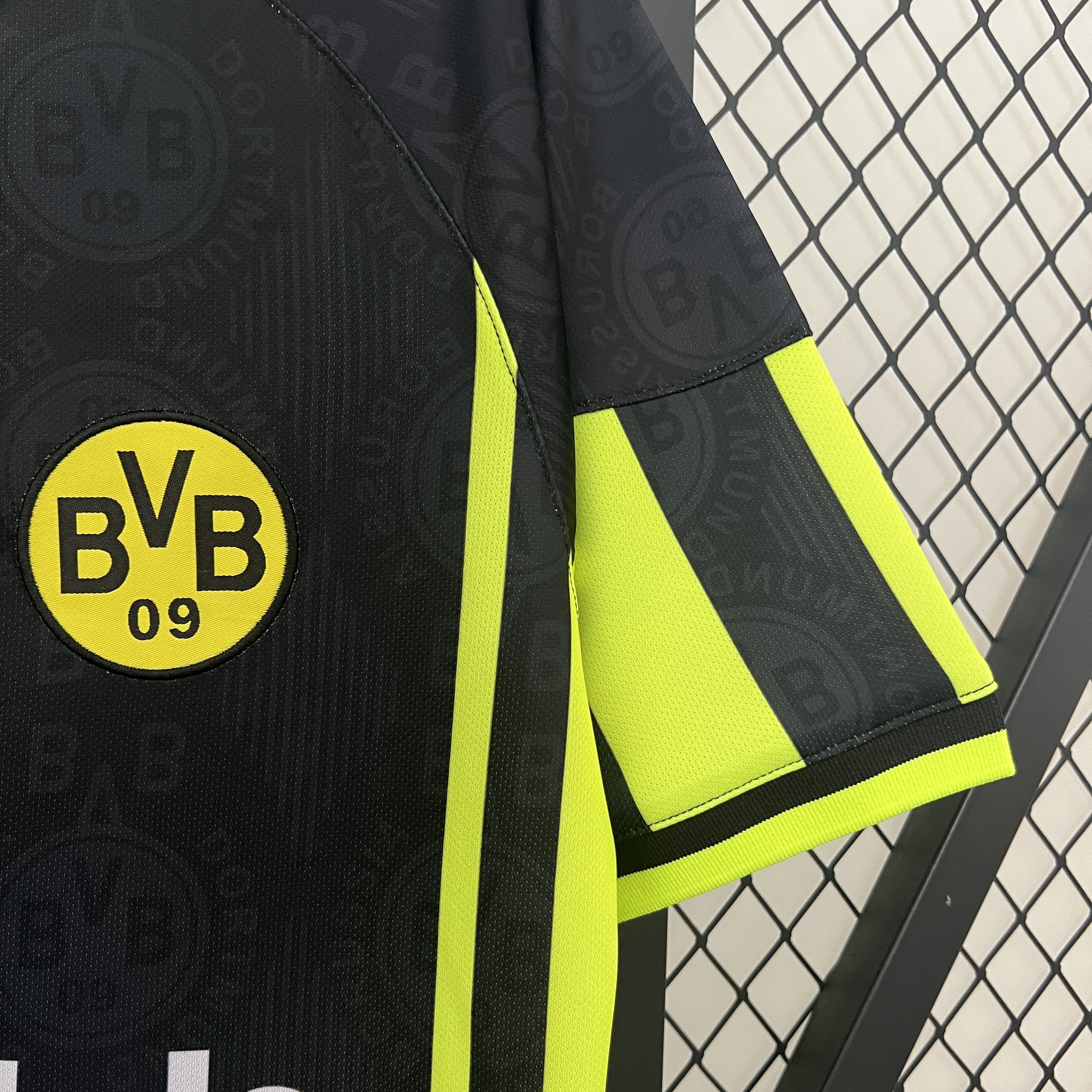foot-Retro Dortmund 1996-97 Away Jersey