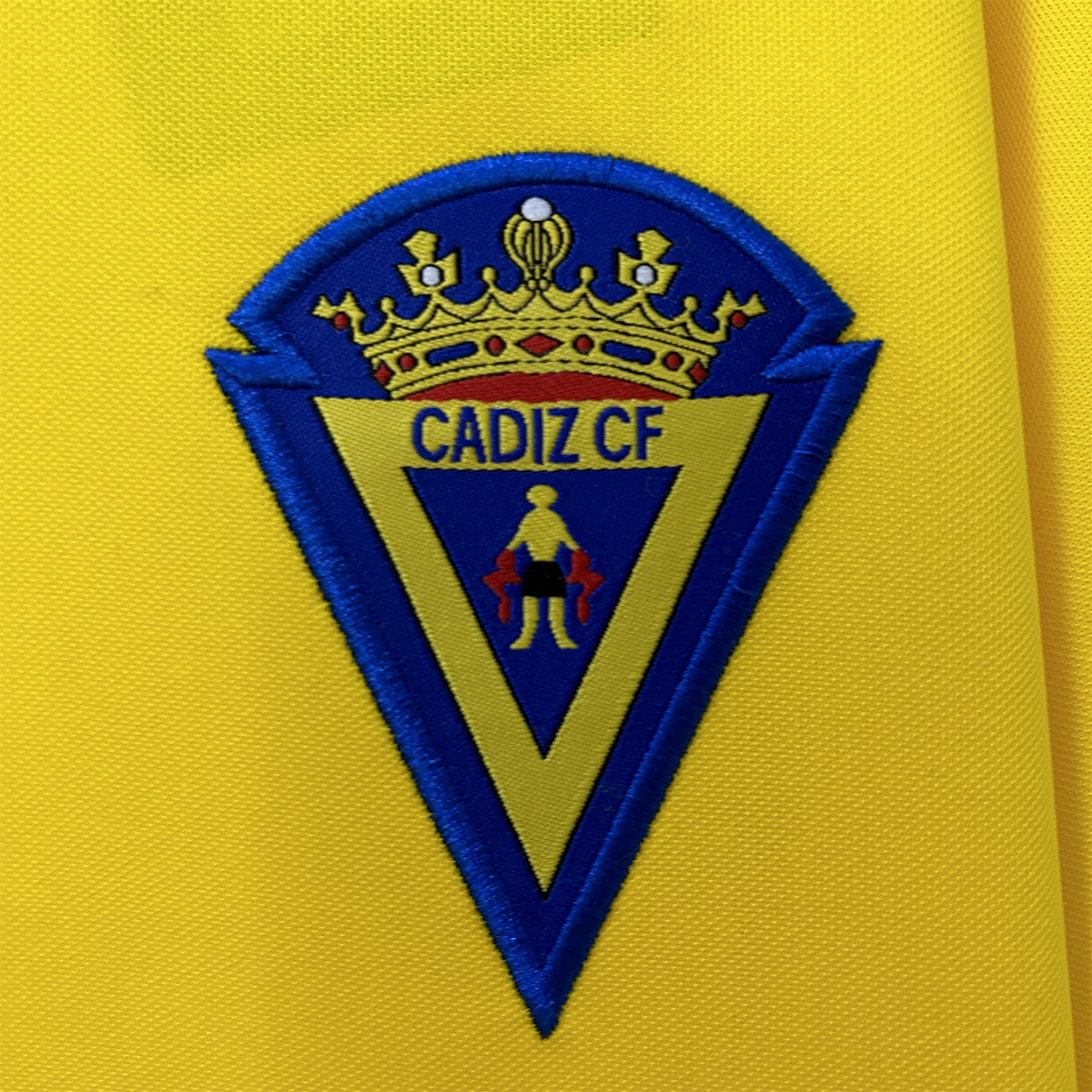 ManixJersey.com | Retro Cádiz Cadiz 1983-84 Home Jersey -Customize Name, Number and Patch | Worldwide Shipping