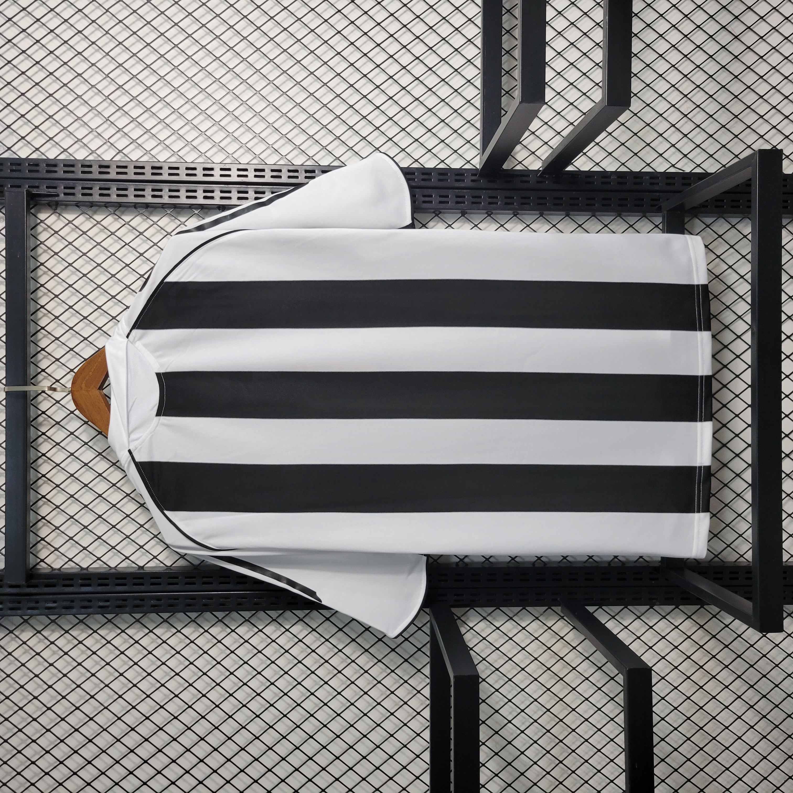 JerseysGala.com | Retro Newcastle United 04-06 Home Stadium Jersey -Customize Name, Number and Patch | Worldwide Shipping