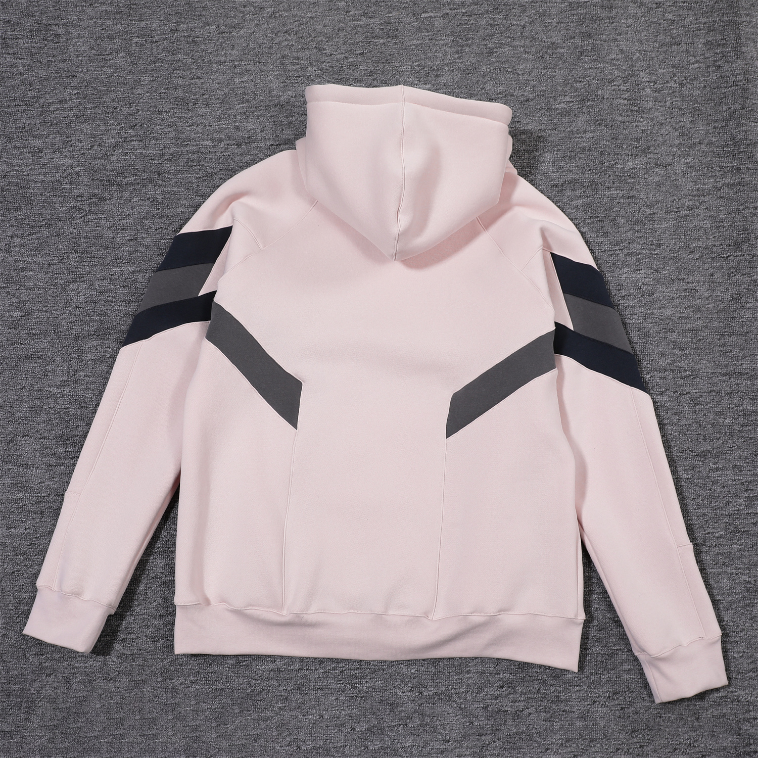 JerseysGala.com | Real Madrid 24-25 Fleece-Lined Training Hoodie Set - Light Pink Hoodie and Deep Grey Pants -Customize Name, Number and Patch | Worldwide Shipping