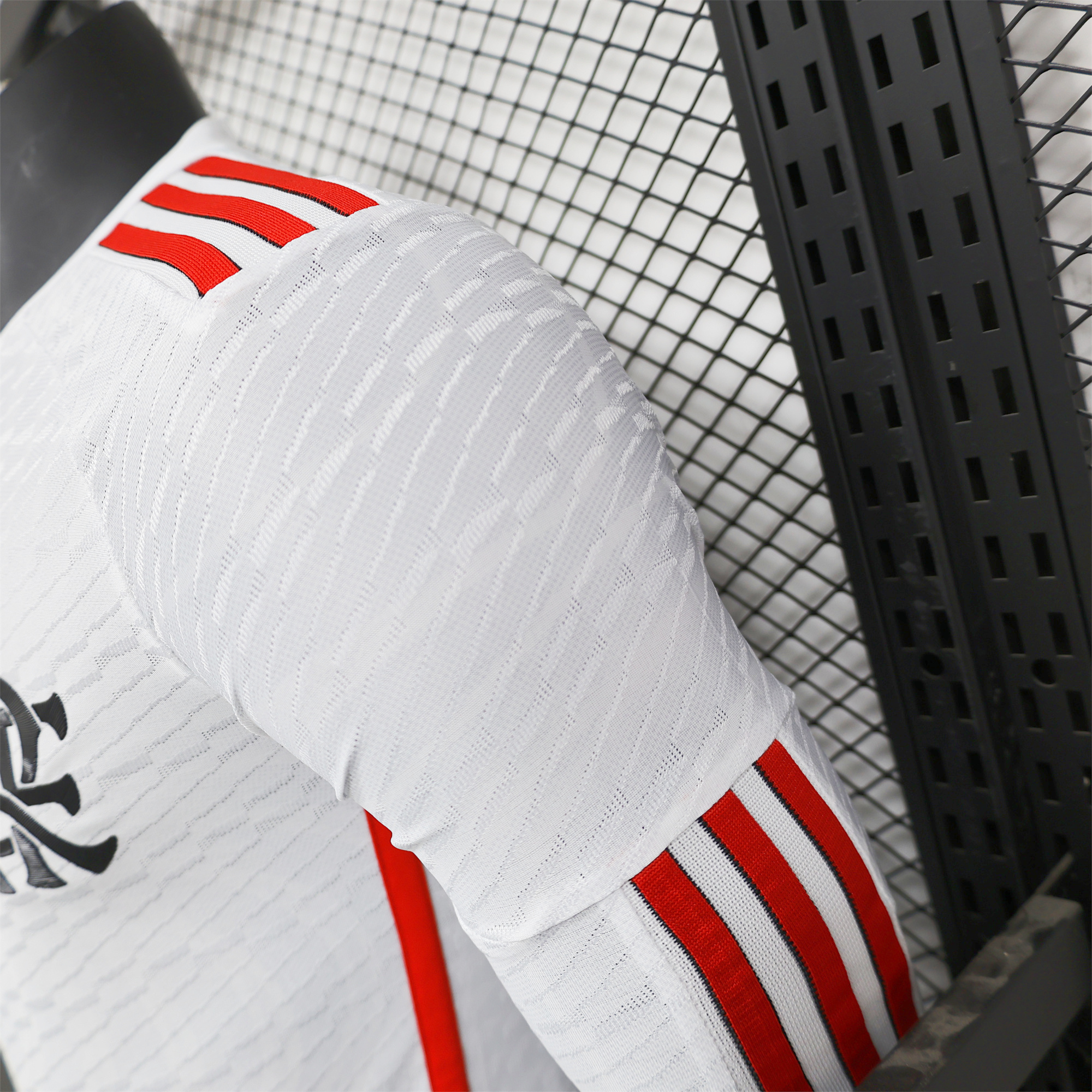 ManixJersey.com | Flamengo 2024 Away Long Sleeve Jersey - Player Version -Customize Name, Number and Patch | Worldwide Shipping