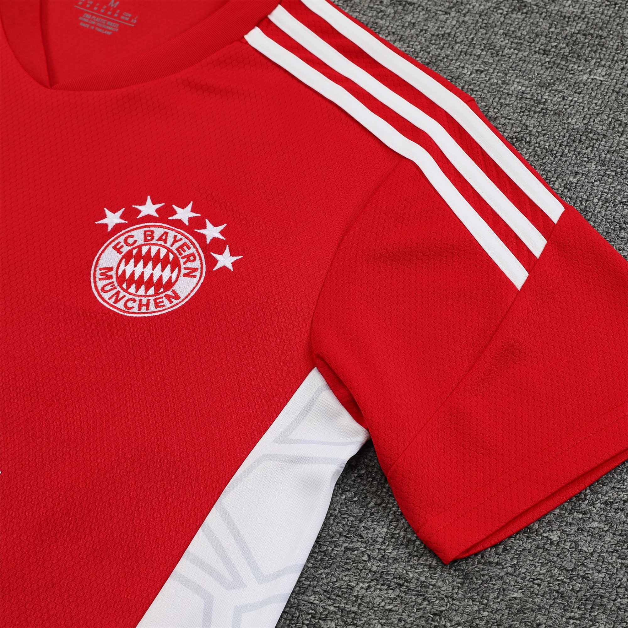 Bayern Munich 23-24 Short-Sleeve Training Set - Red:football jersey mysite: unitedjerseyfootball 邓江浪:football