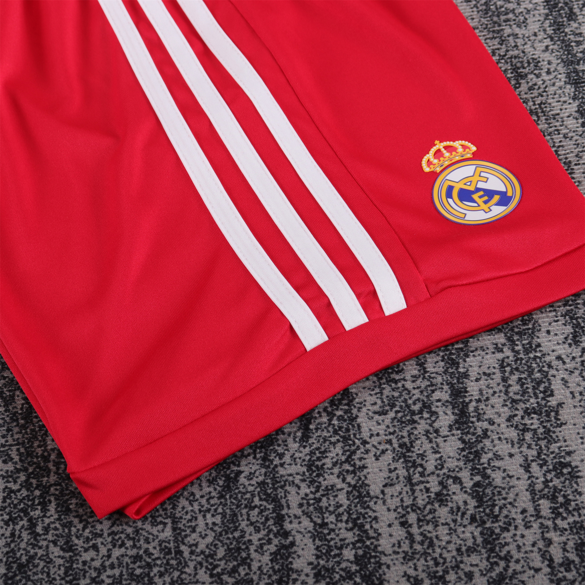 ManixJersey.com | Retro Real Madrid 2011-12 Third Kids Kit -Customize Name, Number and Patch | Worldwide Shipping