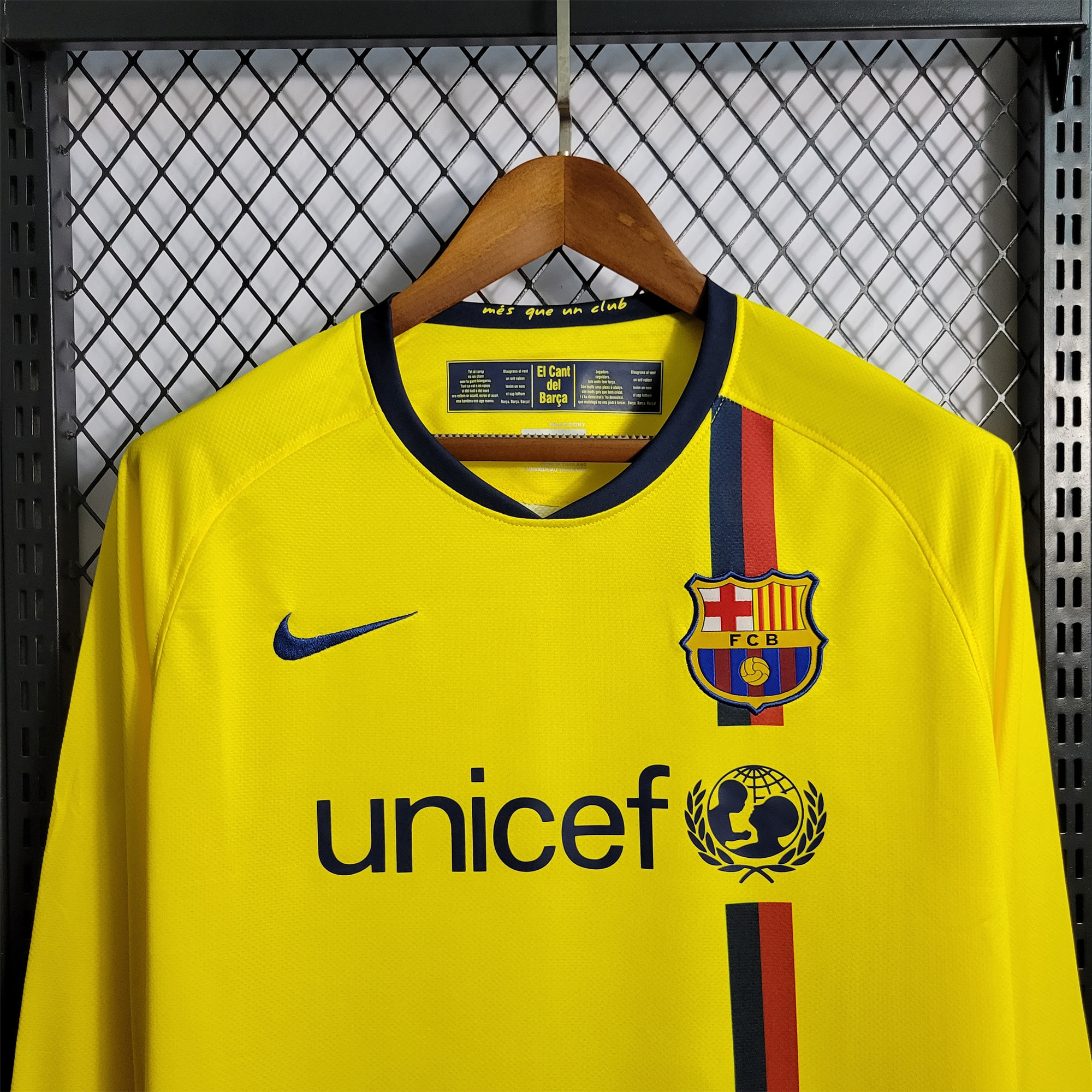 foot-Retro Barcelona 08-09 Away Stadium Long Sleeve Jersey