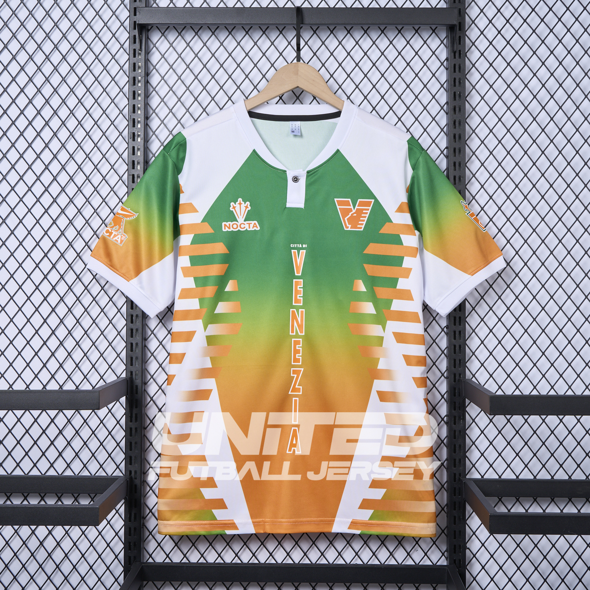 unitedfutballjersey-Venezia FC 24-25 Orange and Green Pre-Match Jersey - Fans Version