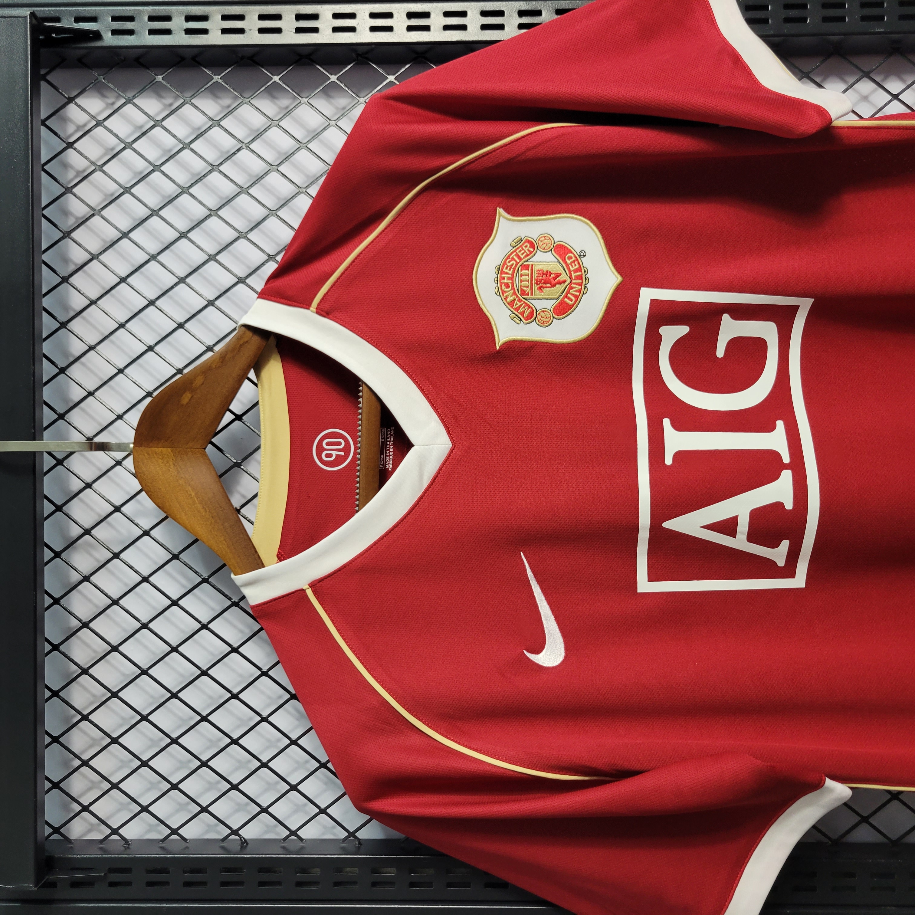 SIUjerseys-Retro Manchester United 06-07 Home Jersey