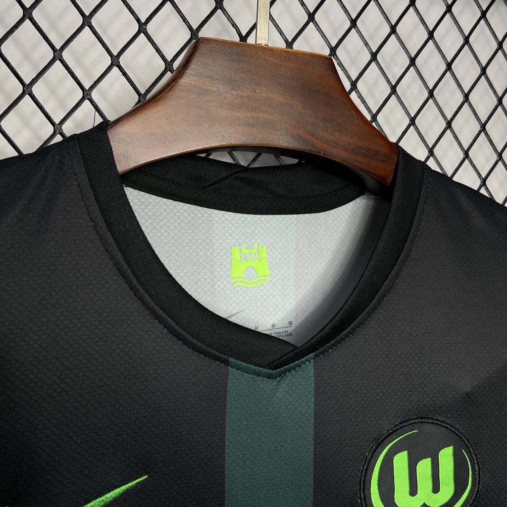 Wolfsburg 24-25 Away Jersey - Fans Version:football jersey mysite: unitedjerseyfootball 邓江浪:football