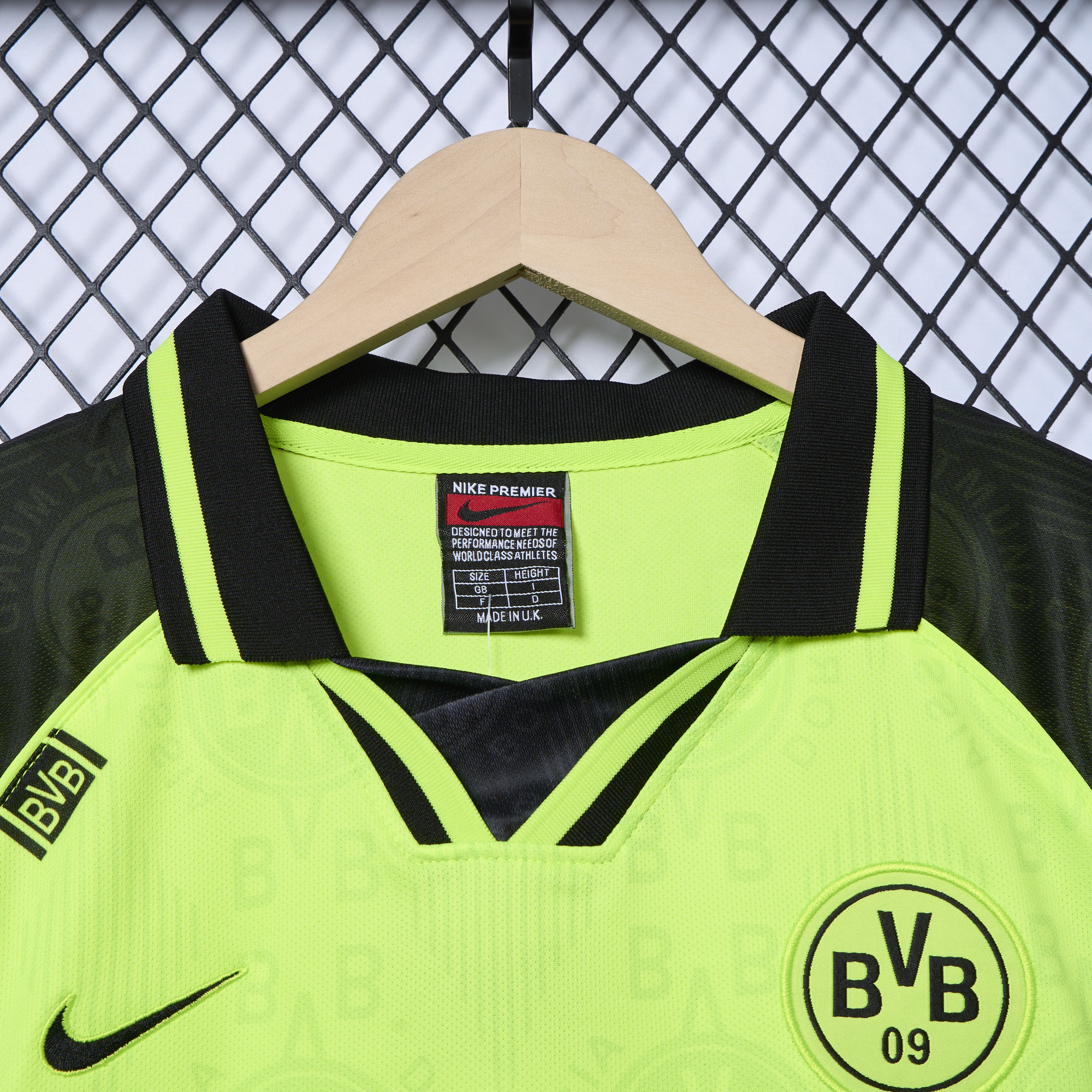 unitedfutballjersey-Retro Dortmund 1996-97 European Home Jersey
