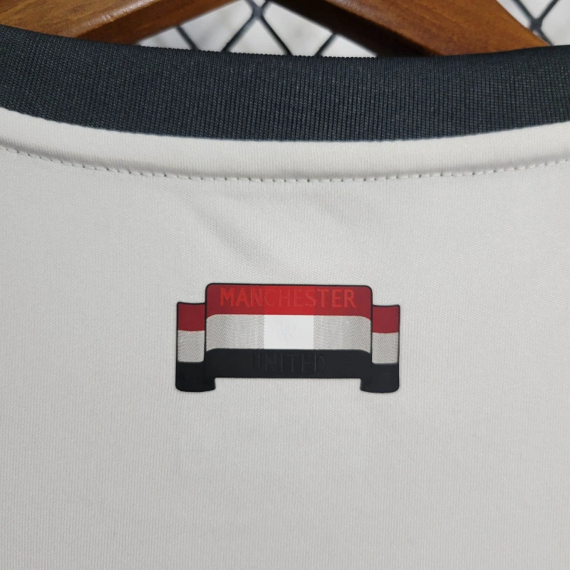 SIUjerseys-Women's Manchester United 24-25 Third Jersey