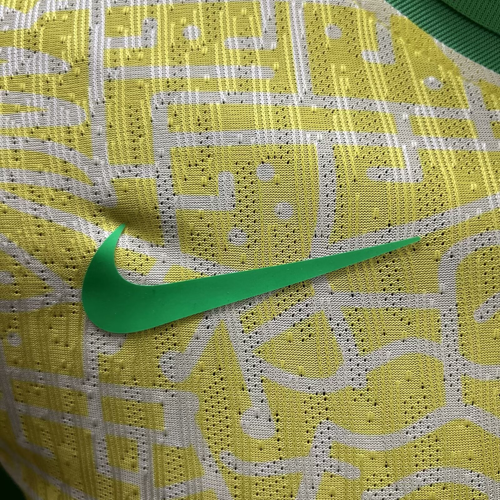 ManixJersey.com | Brazil 2024 Home Long Sleeve Stadium Jersey - Player Version -Customize Name, Number and Patch | Worldwide Shipping