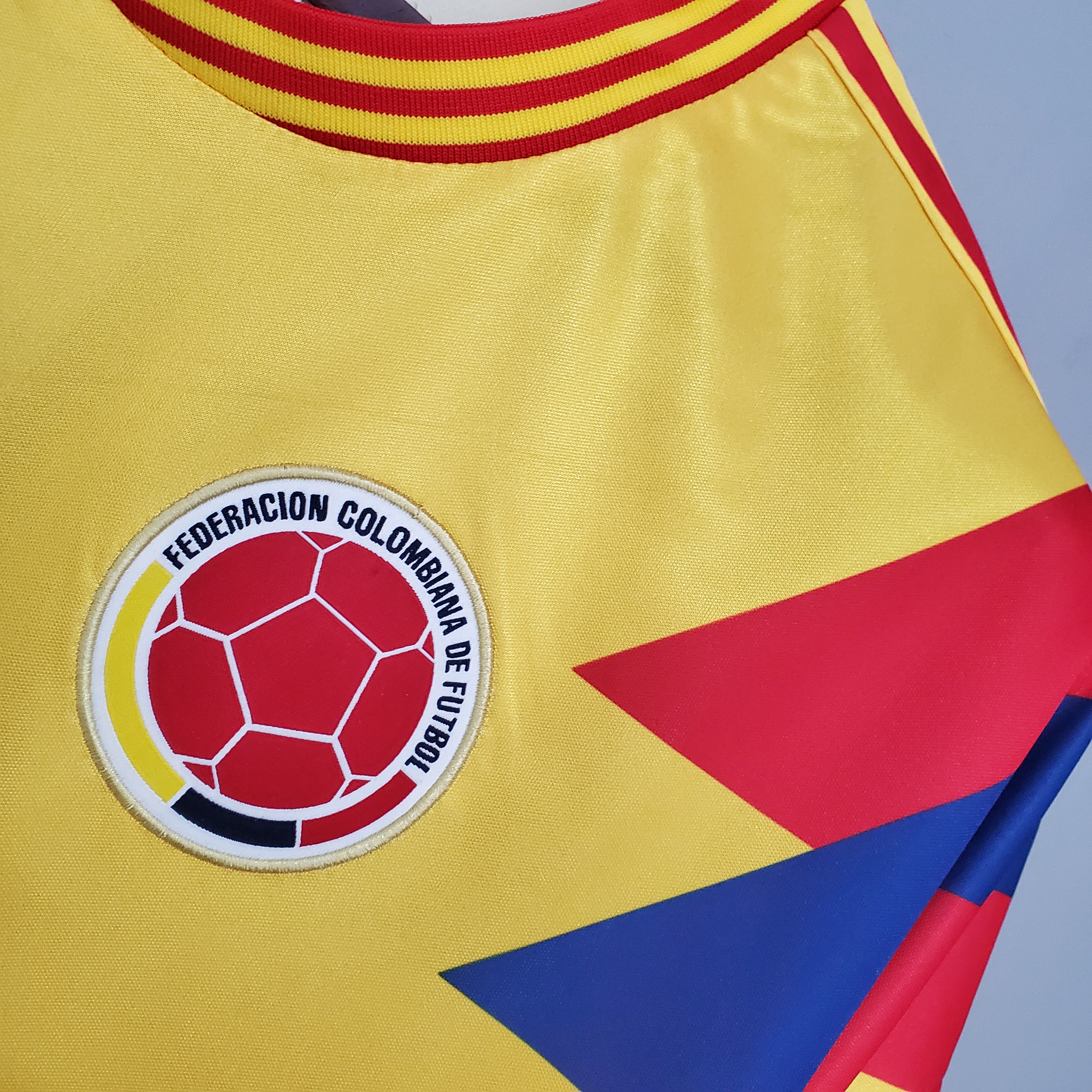 SIUjerseys-Retro Colombia 1990 Home Stadium Jersey
