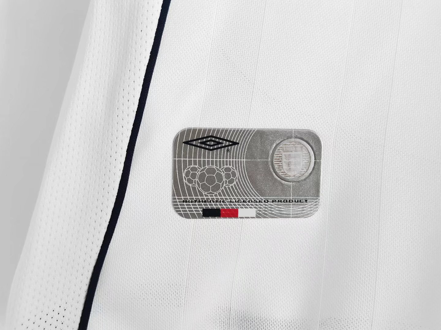ManixJersey.com | Retro England 2002 Home Stadium Jersey -Customize Name, Number and Patch | Worldwide Shipping