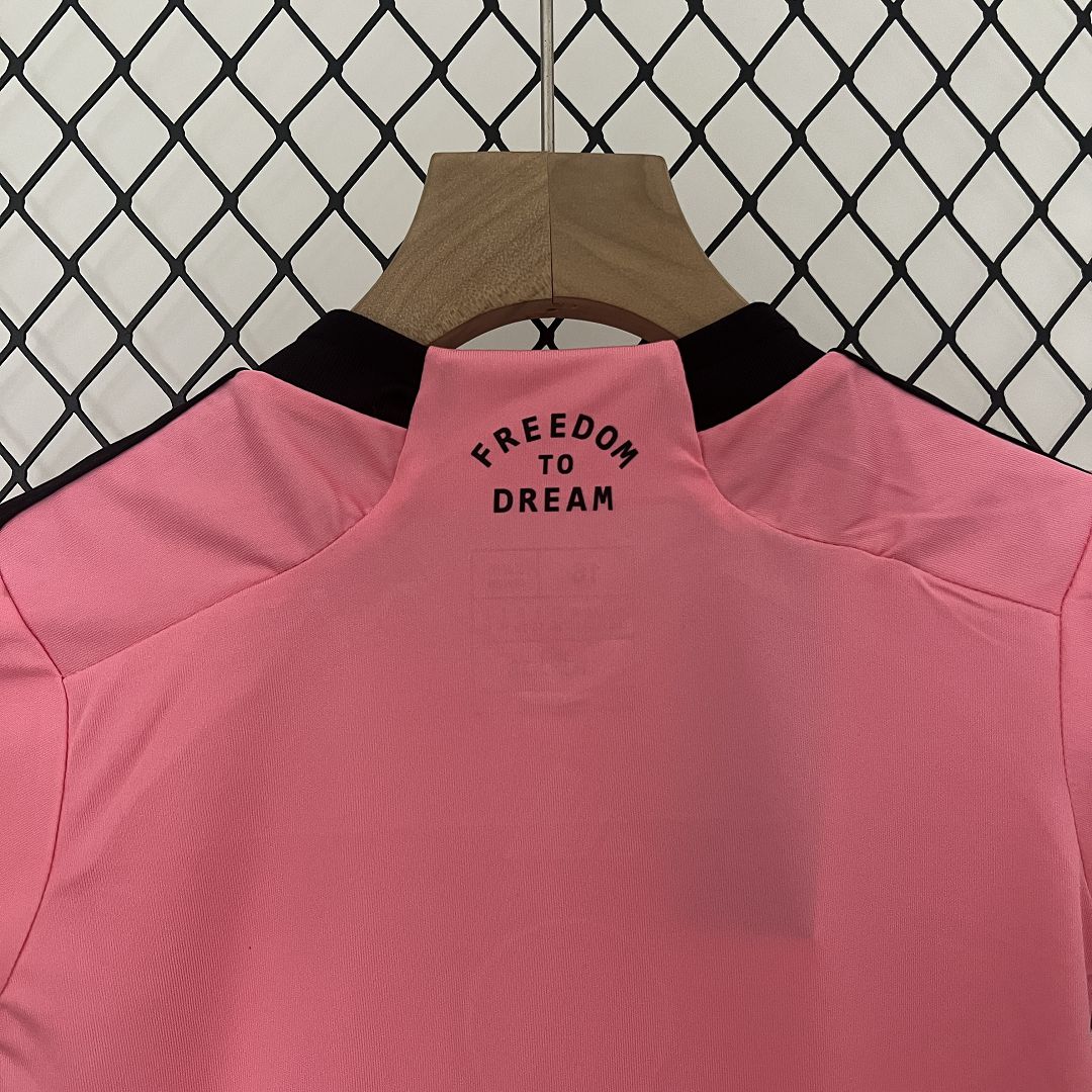 ManixJersey.com | Inter Miami 2024 Home Stadium Kids Kit -Customize Name, Number and Patch | Worldwide Shipping