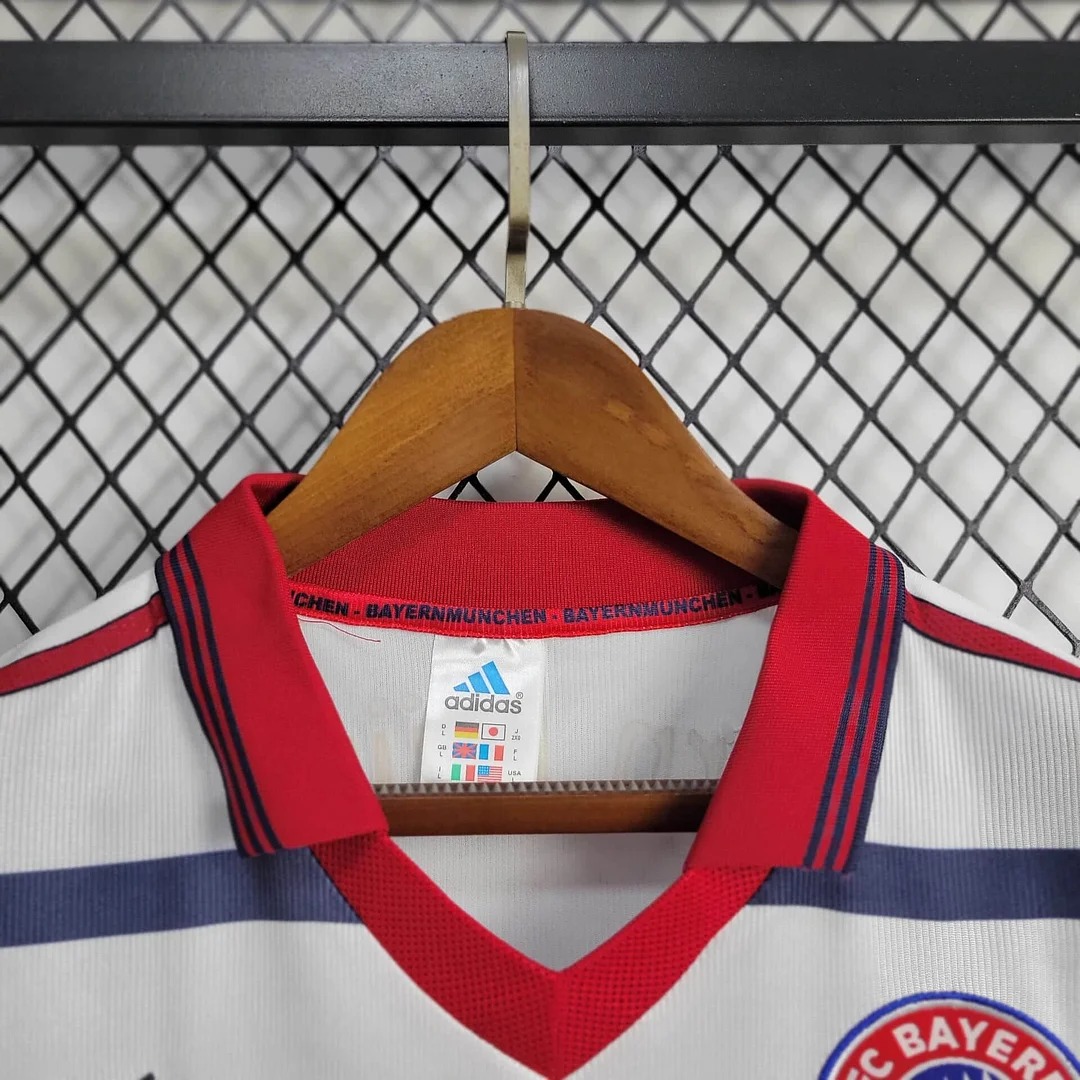 SIUjerseys-Retro Bayern Munich 1998-00 Away Jersey