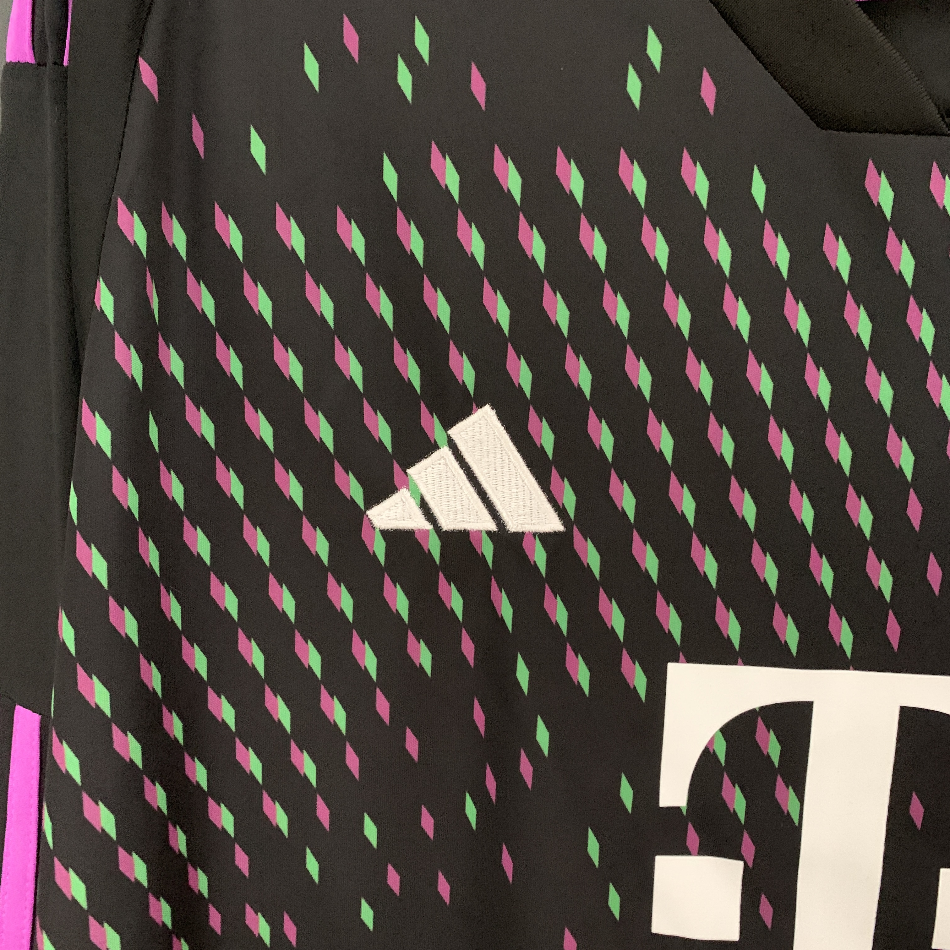 Bayern Munich 23-24 Away Long Sleeve Jersey - Fans Version:football jersey mysite: unitedjerseyfootball 邓江浪:football