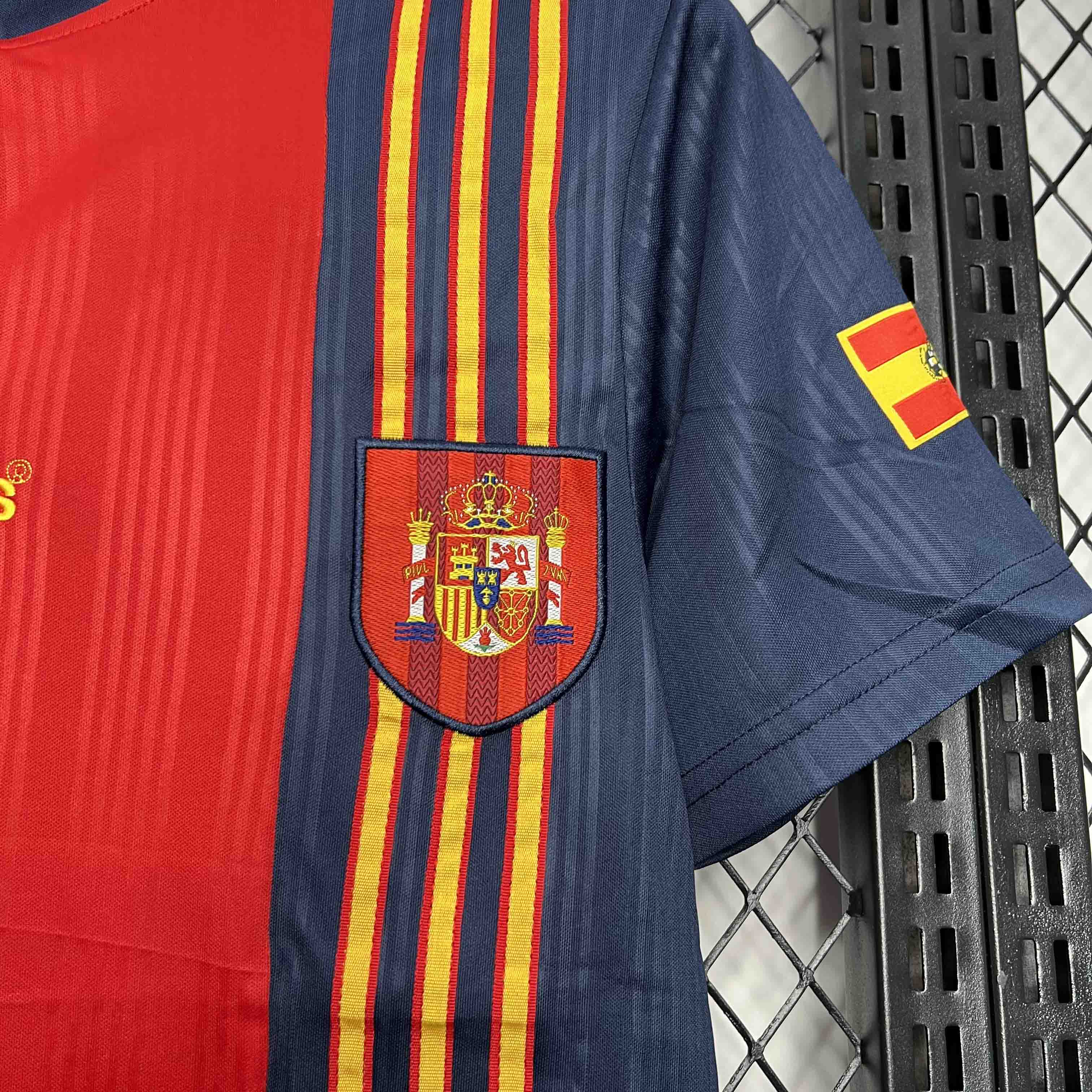 SIUjerseys-Retro Spain 1996 Home Jersey