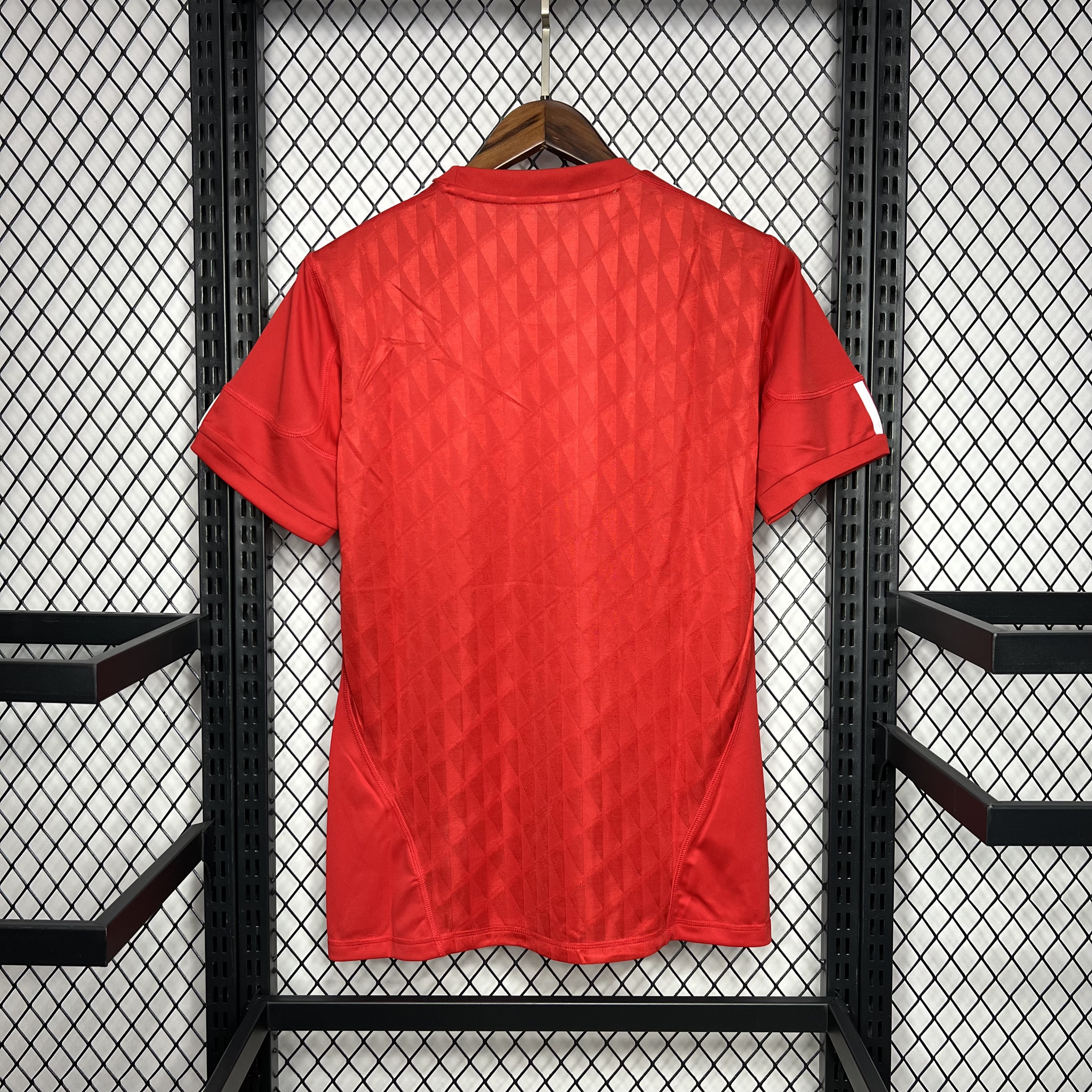 SIUjerseys-Retro Liver.pool 2010-11 Home Stadium Jersey