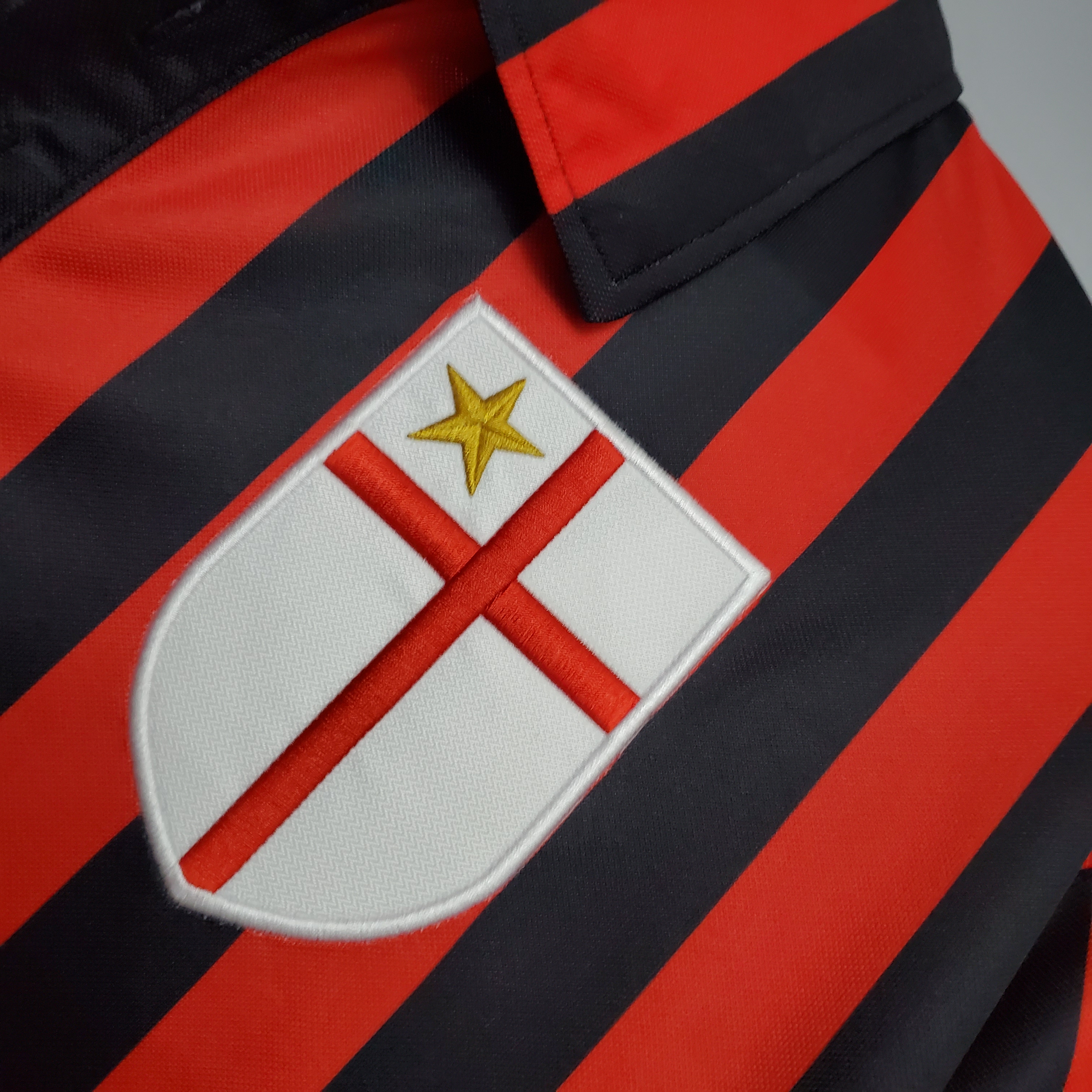 SIUjerseys-Retro AC Milan 99-00 Home Stadium Jersey