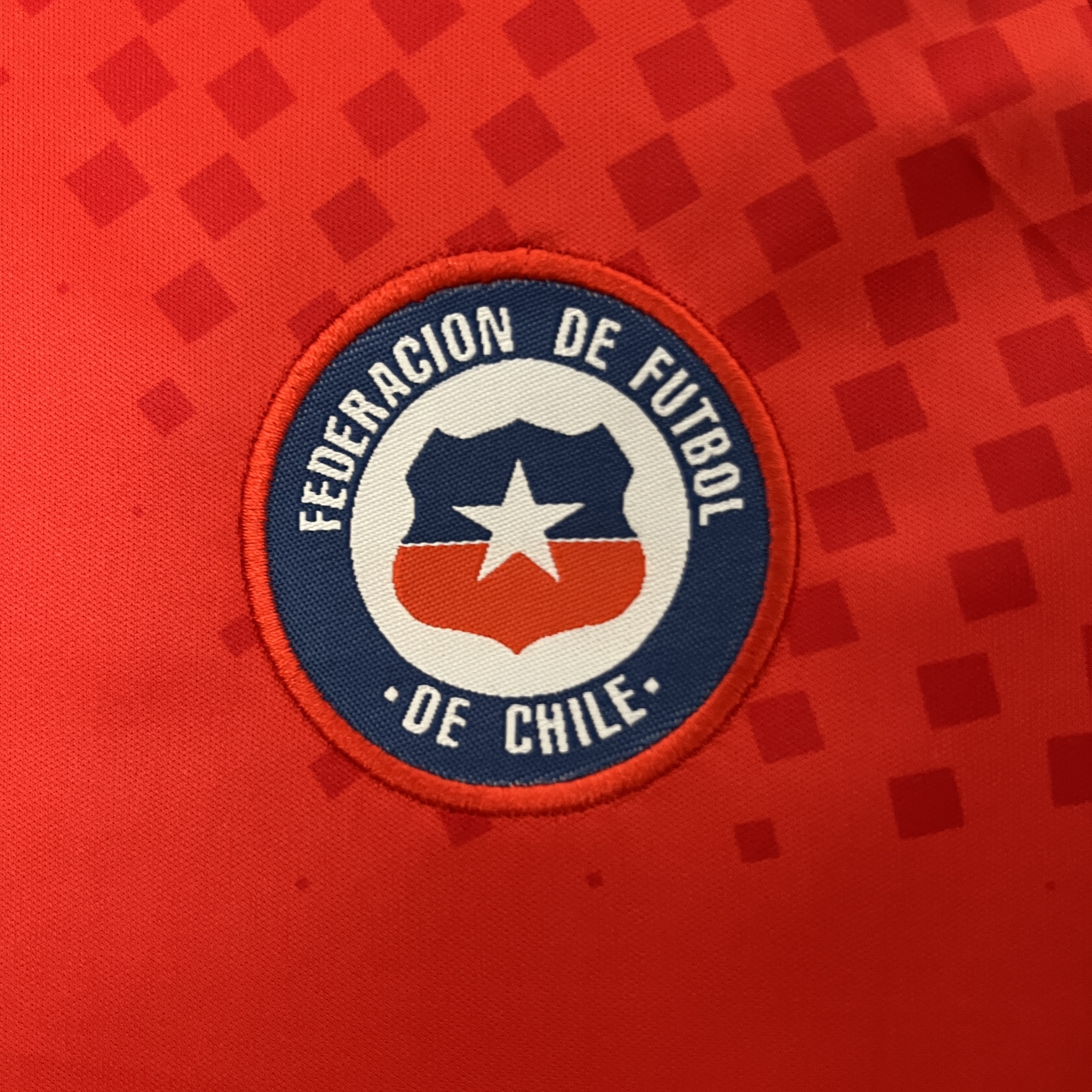 ManixJersey.com | Chile 2024 Home Stadium Kids Kit -Customize Name, Number and Patch | Worldwide Shipping