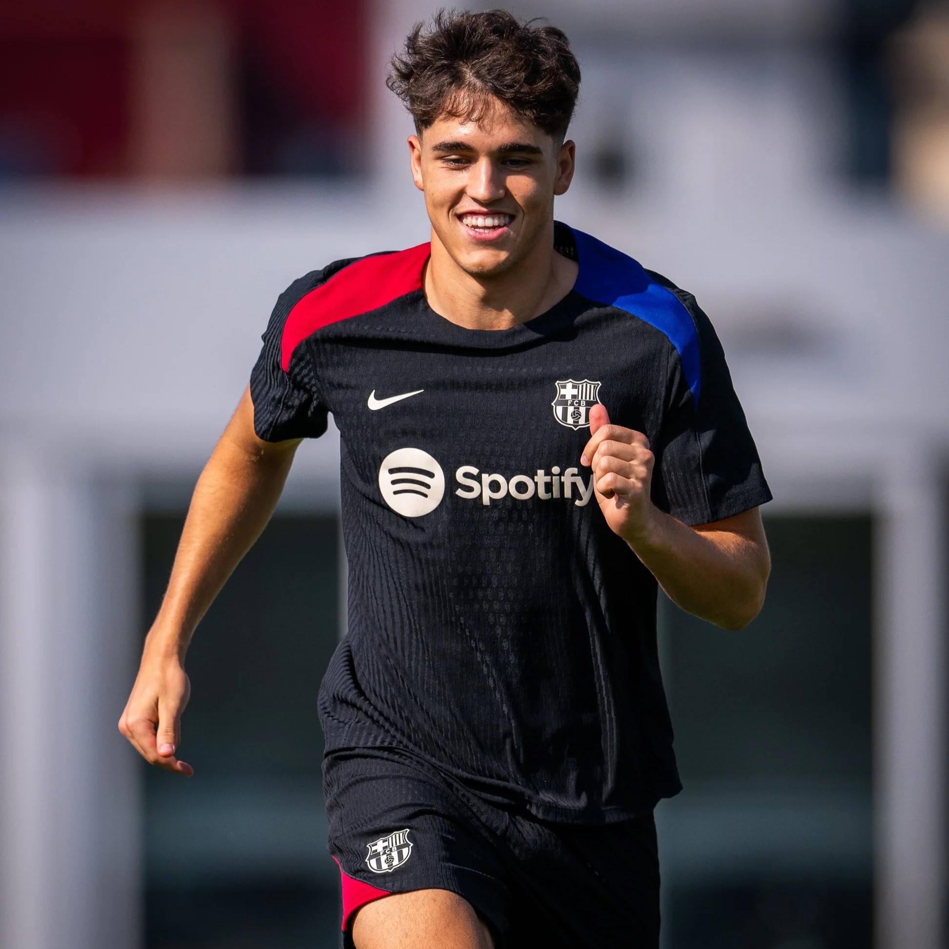 ManixJersey.com | Barcelona 24-25 Short-Sleeve Training Set - Black Top & Shorts -Customize Name, Number and Patch | Worldwide Shipping